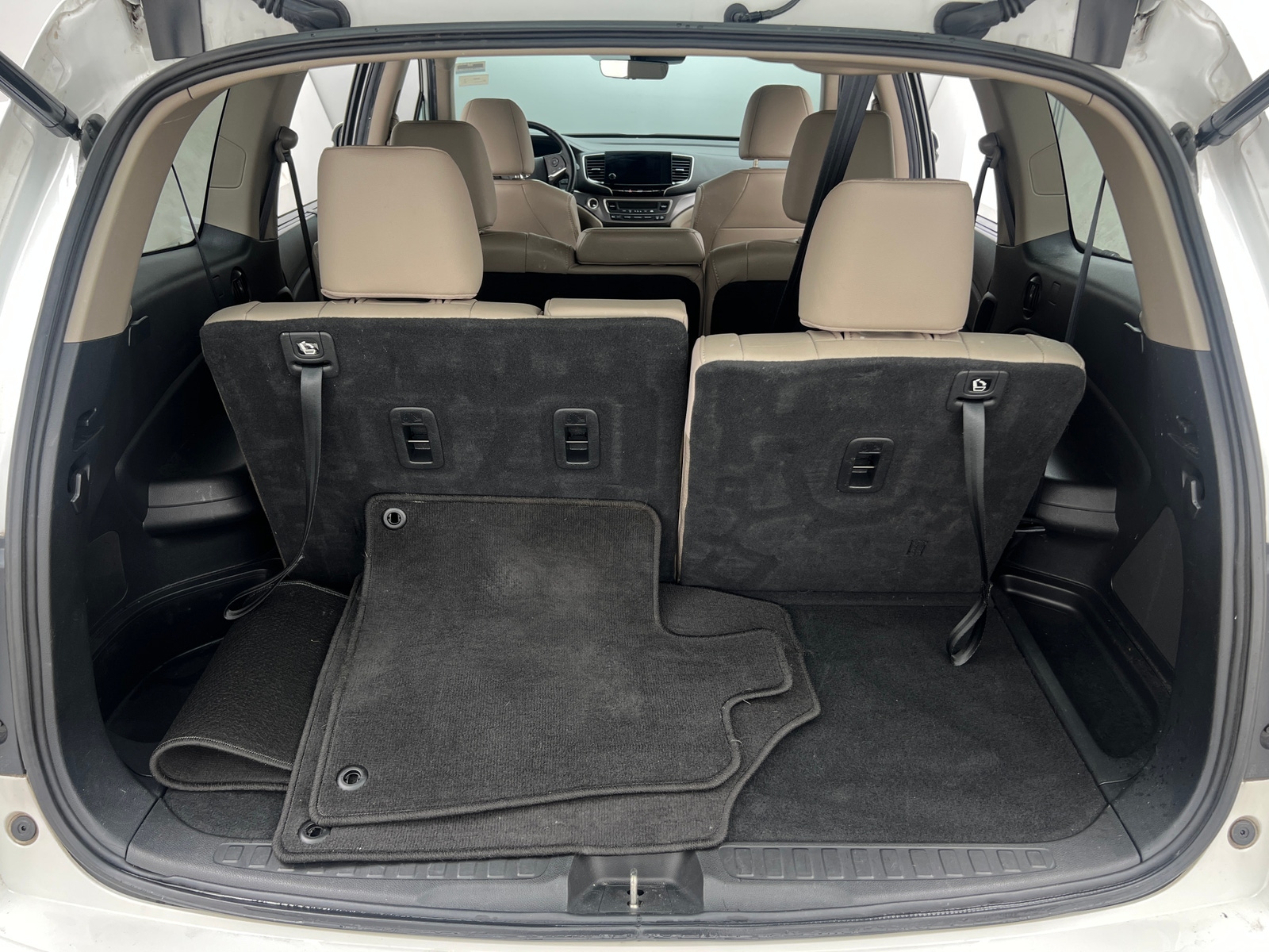 Thumbnail: 2020 Honda Pilot - 6