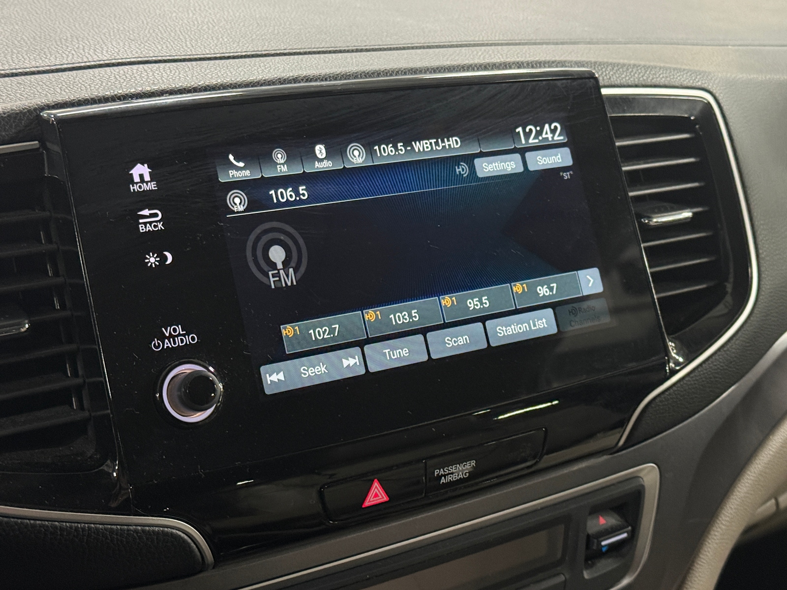 Thumbnail: 2020 Honda Pilot - 3