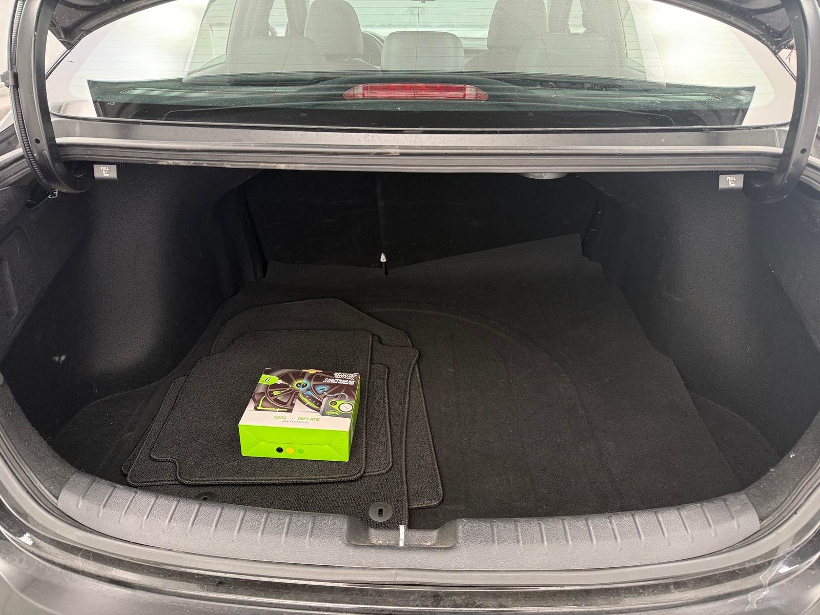 Thumbnail: 2023 Kia Forte - 6