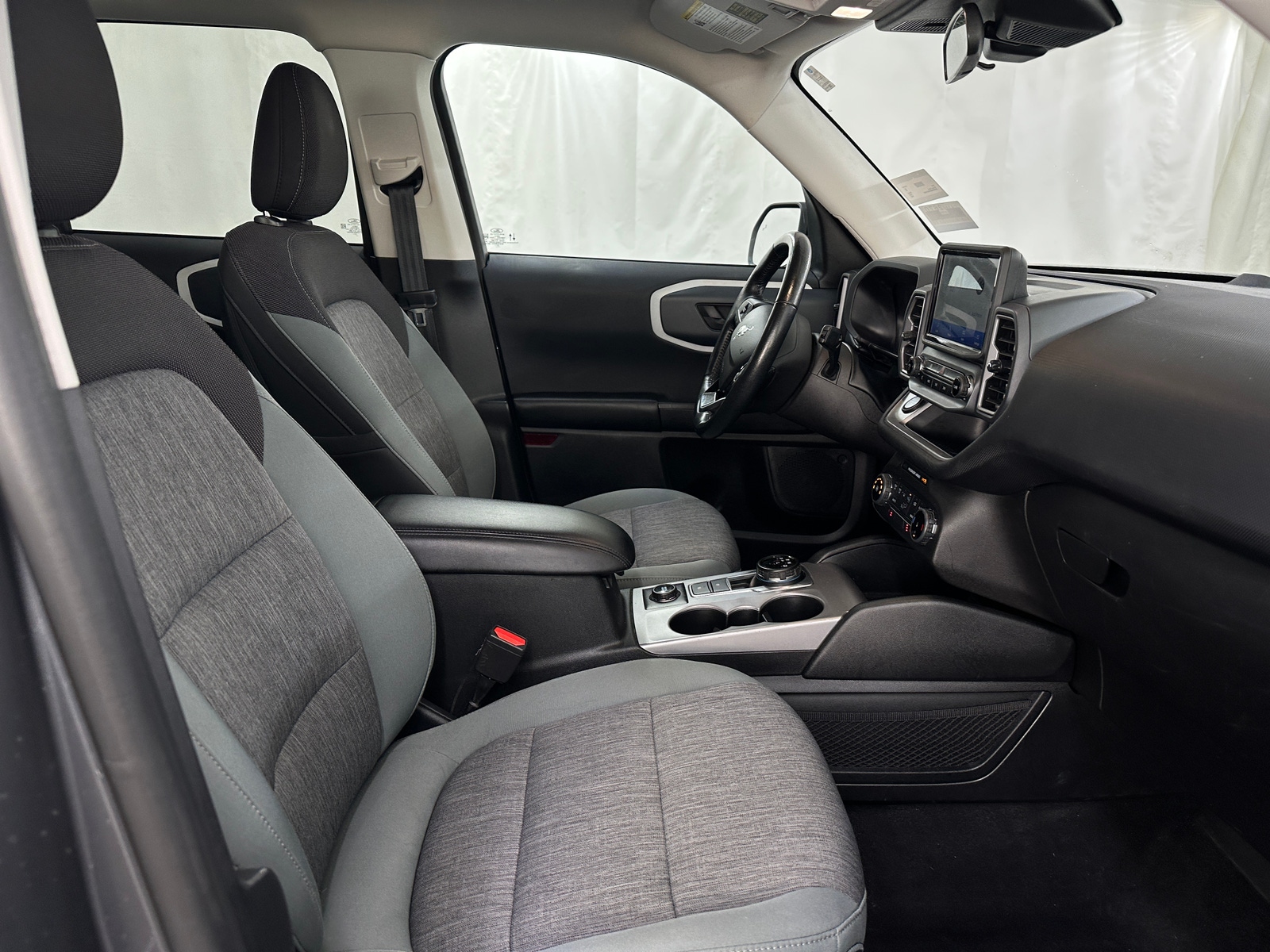 Thumbnail: 2022 Ford Bronco Sport - 2