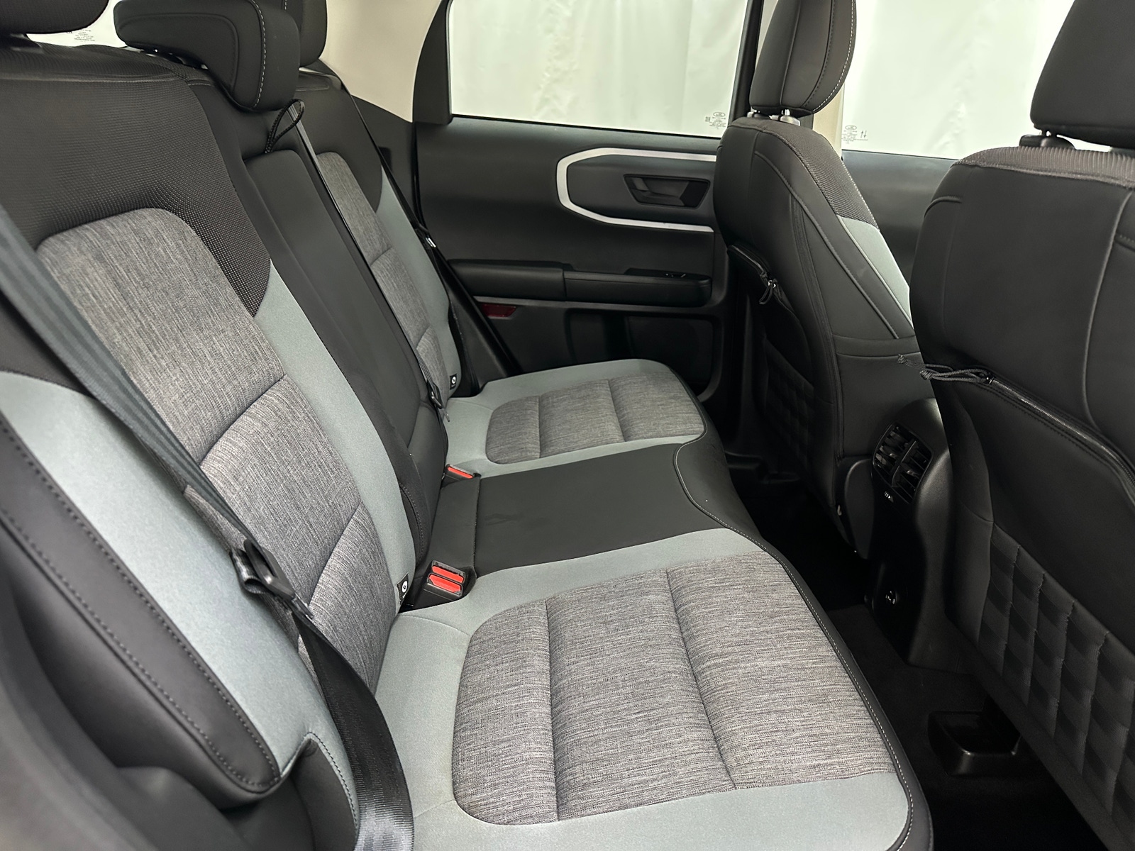 Thumbnail: 2022 Ford Bronco Sport - 6