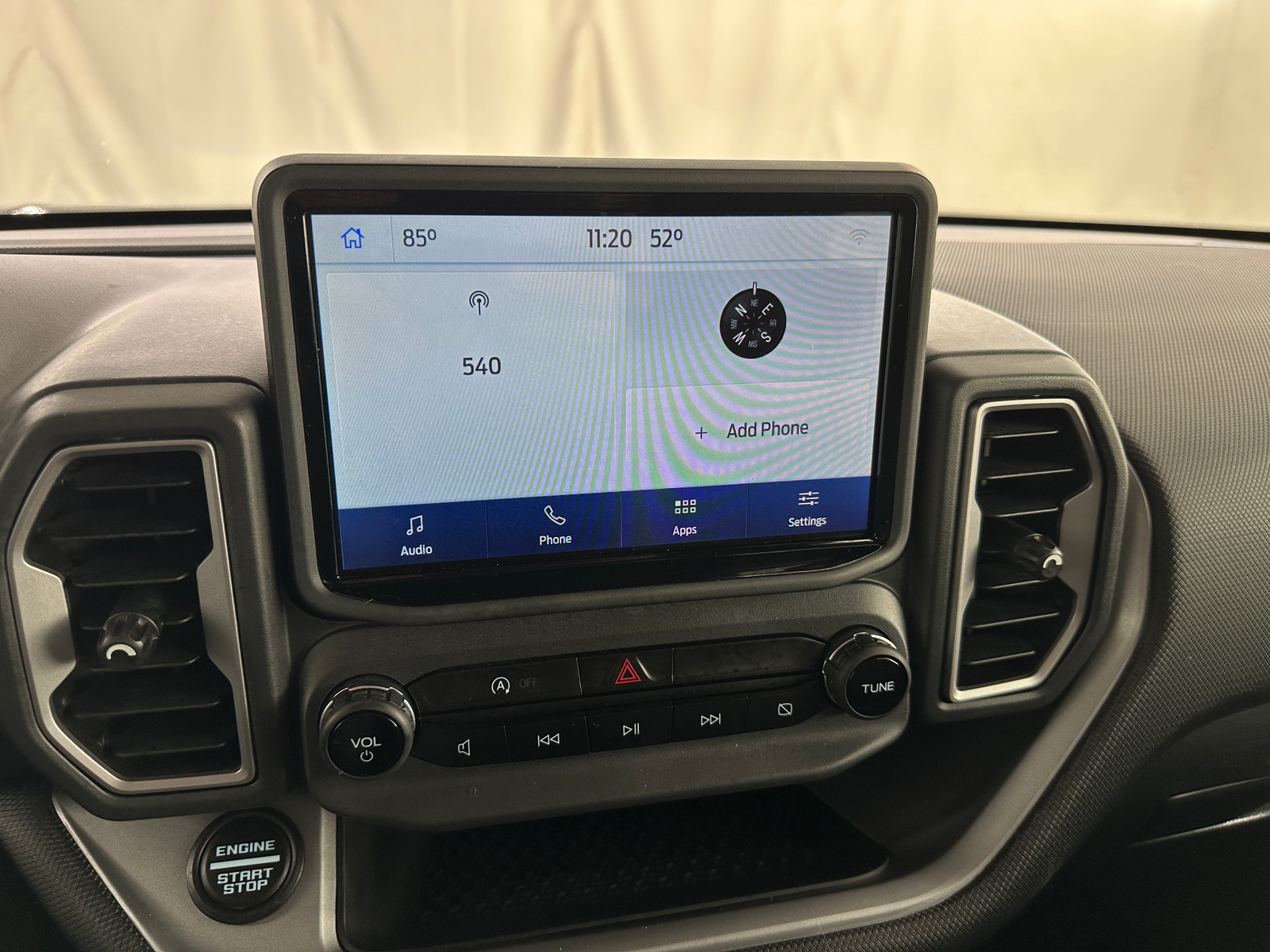 Thumbnail: 2022 Ford Bronco Sport - 4