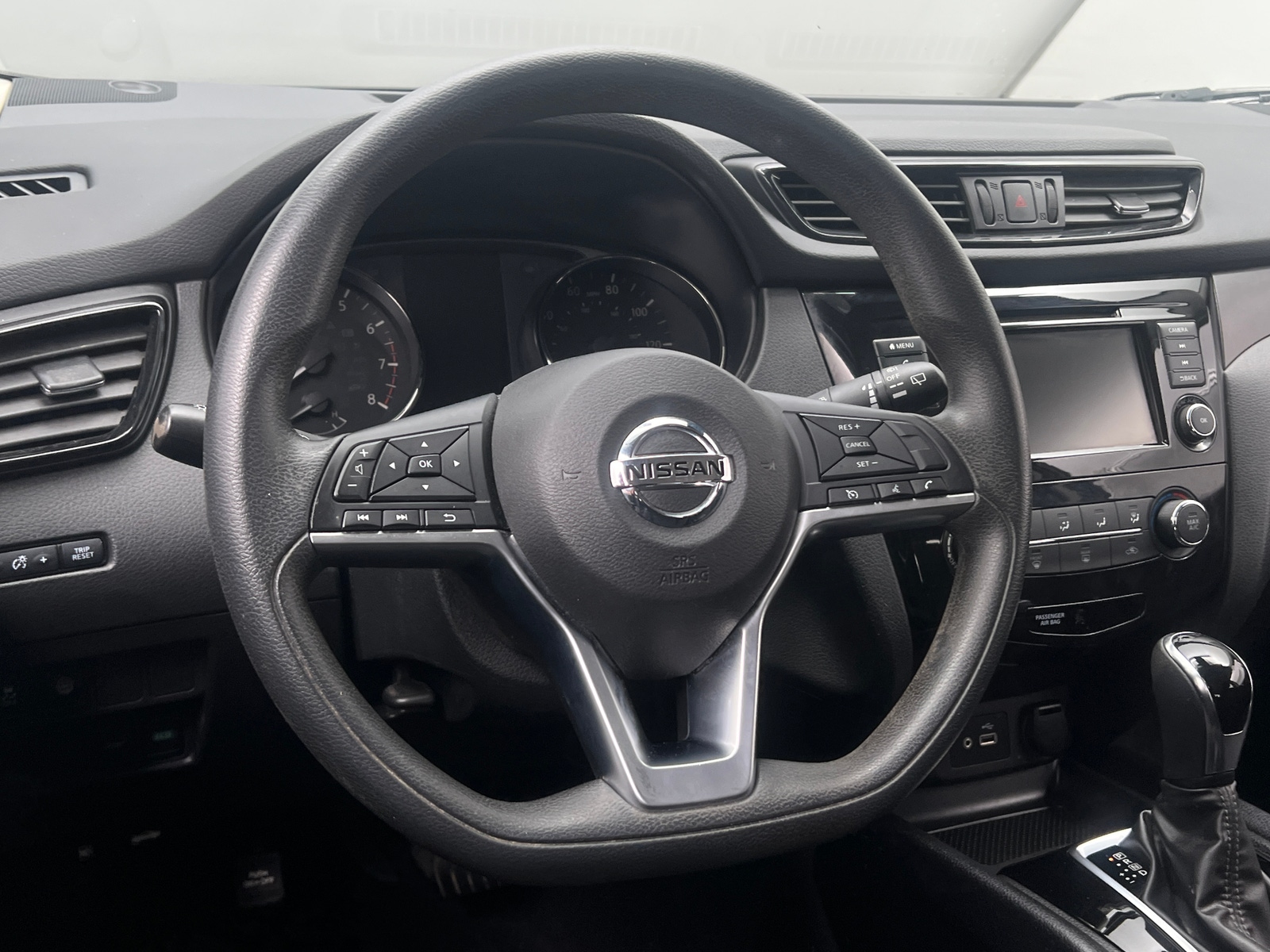 Thumbnail: 2020 Nissan Rogue Sport - 5