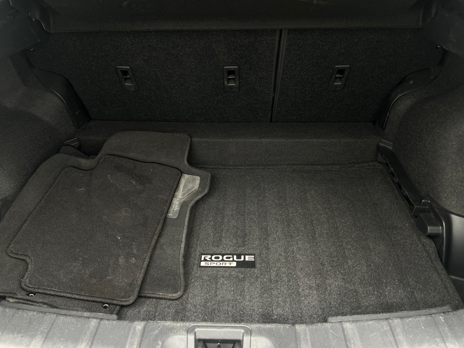 Thumbnail: 2020 Nissan Rogue Sport - 7