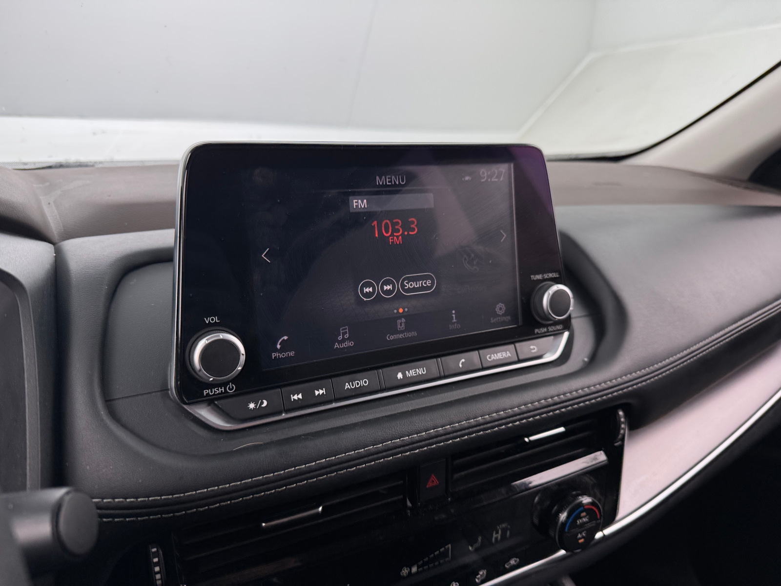 Thumbnail: 2023 Nissan Rogue - 4