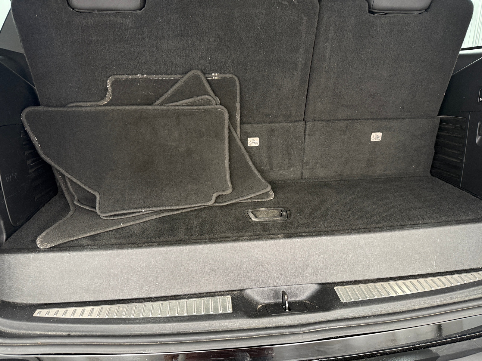 Thumbnail: 2020 Cadillac Escalade - 6