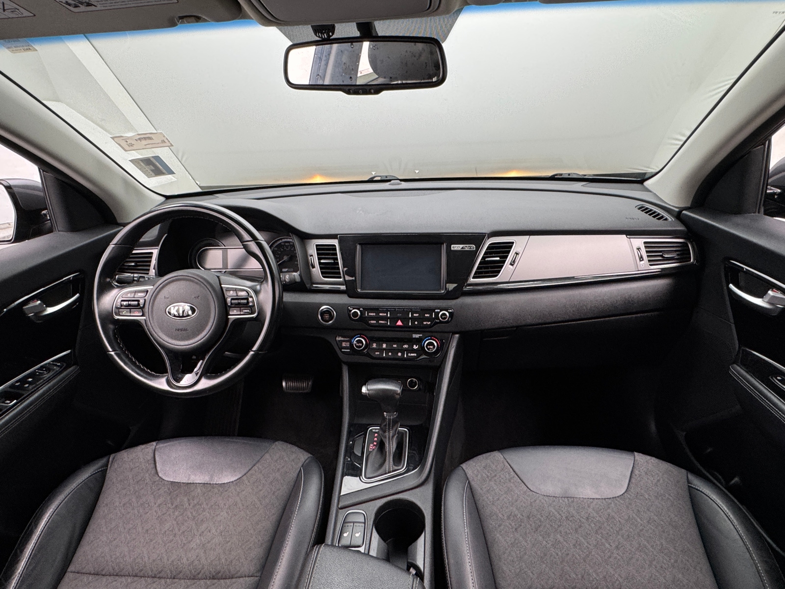 Thumbnail: 2019 Kia Niro - 2