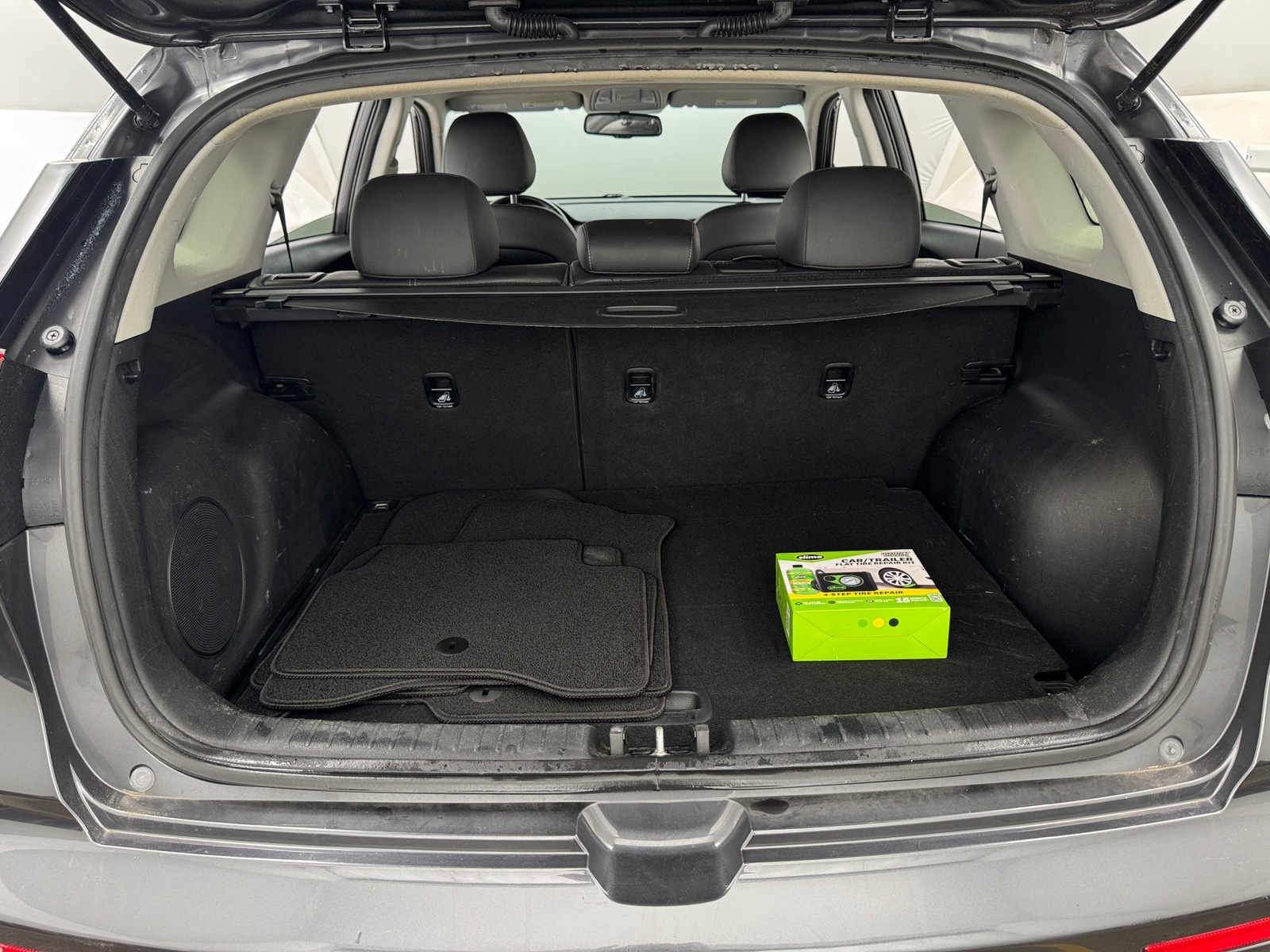 Thumbnail: 2019 Kia Niro - 6