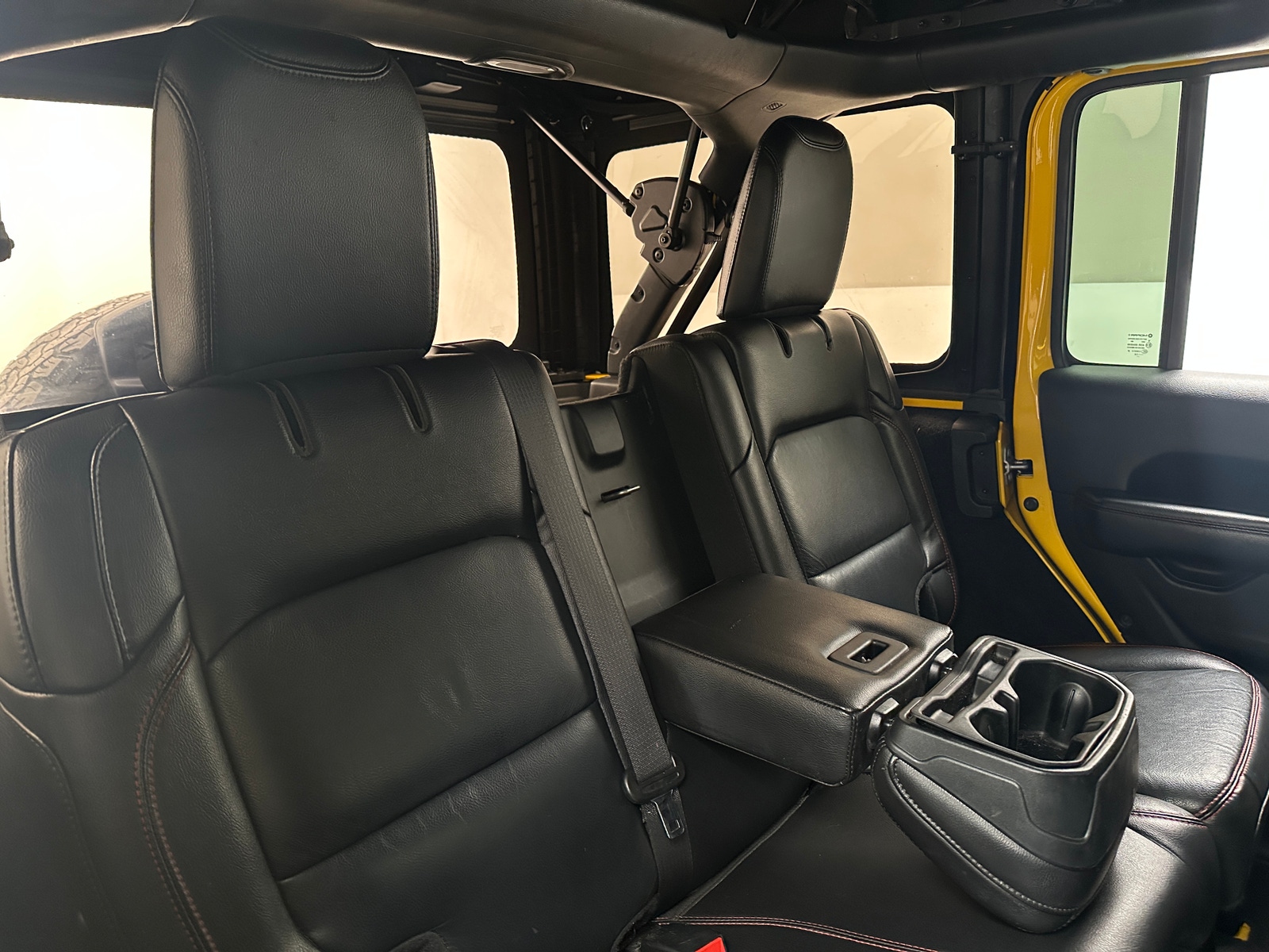 Thumbnail: 2019 Jeep Wrangler - 6