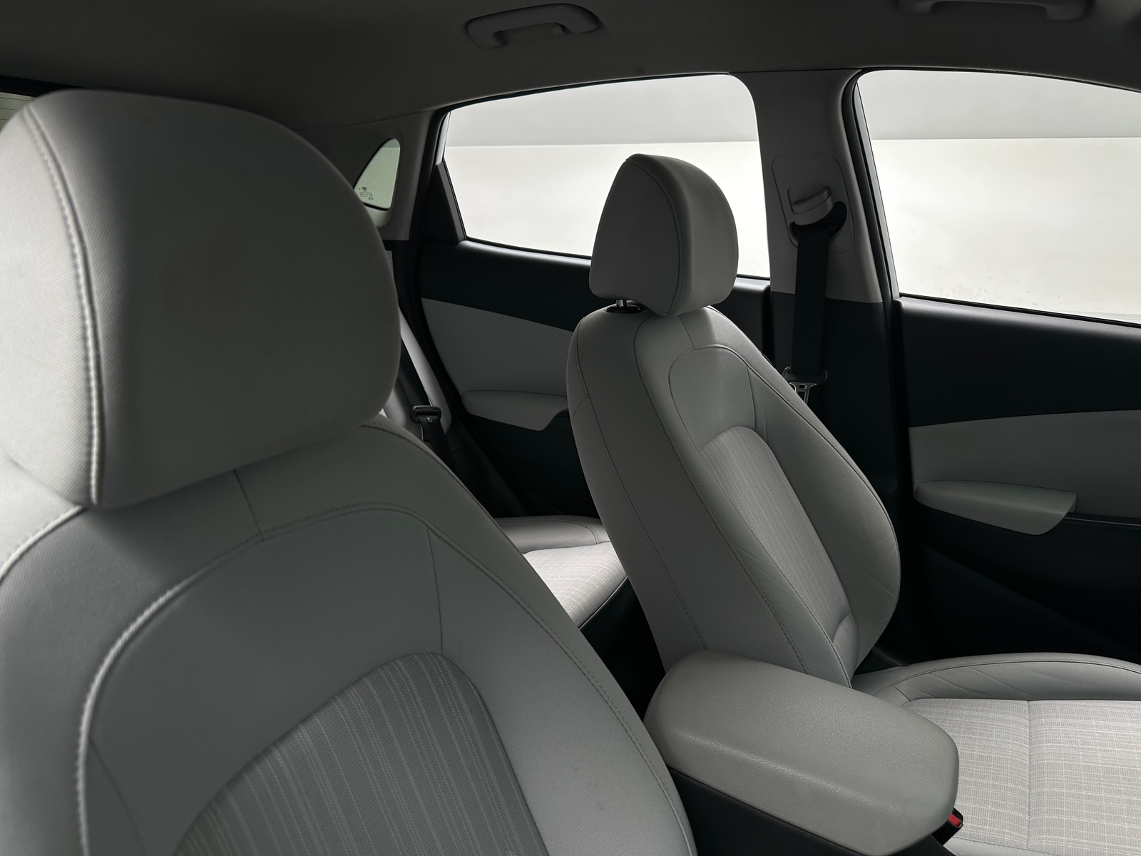 Thumbnail: 2022 Hyundai Kona - 2