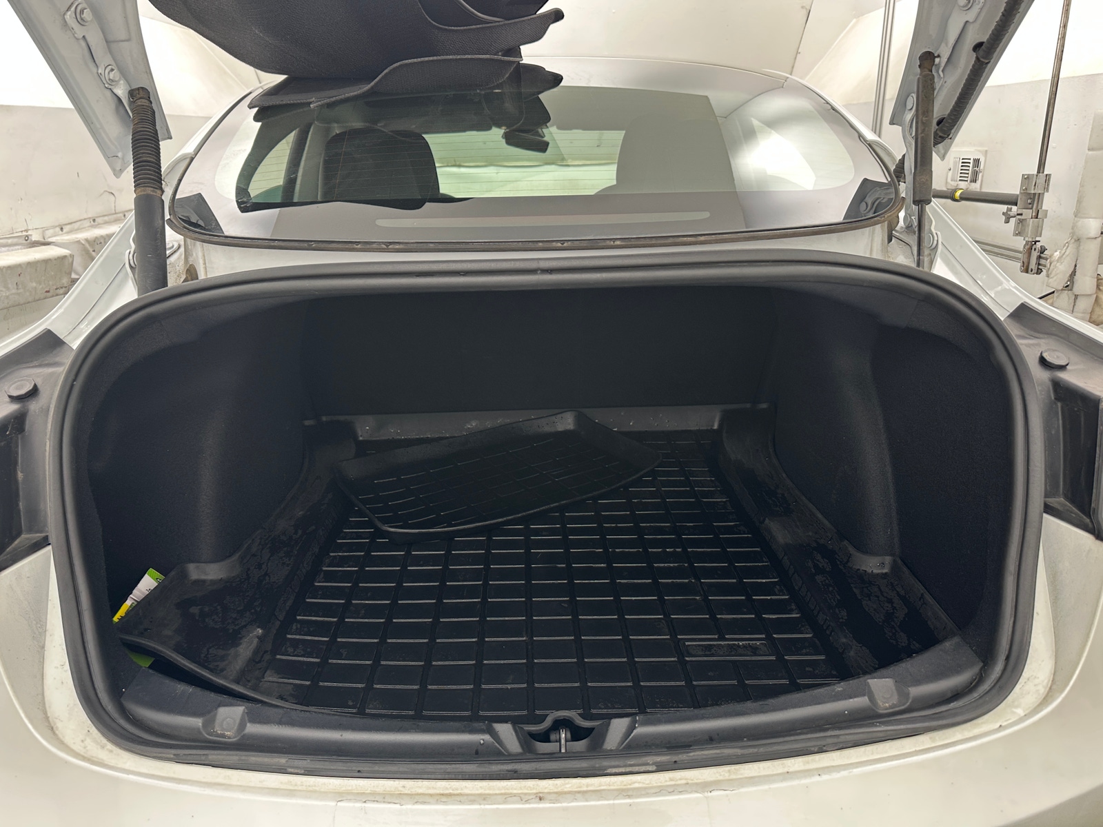 Thumbnail: 2023 Tesla Model 3 - 6