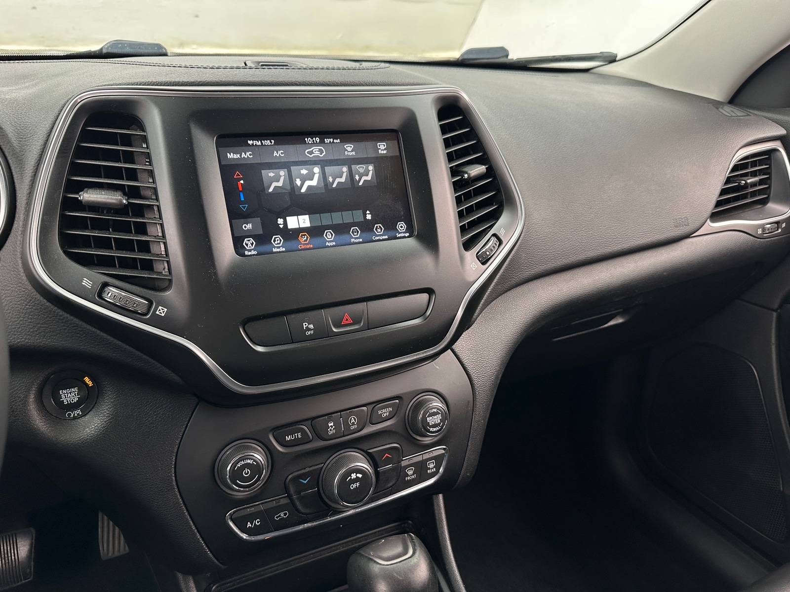 Thumbnail: 2020 Jeep Cherokee - 4