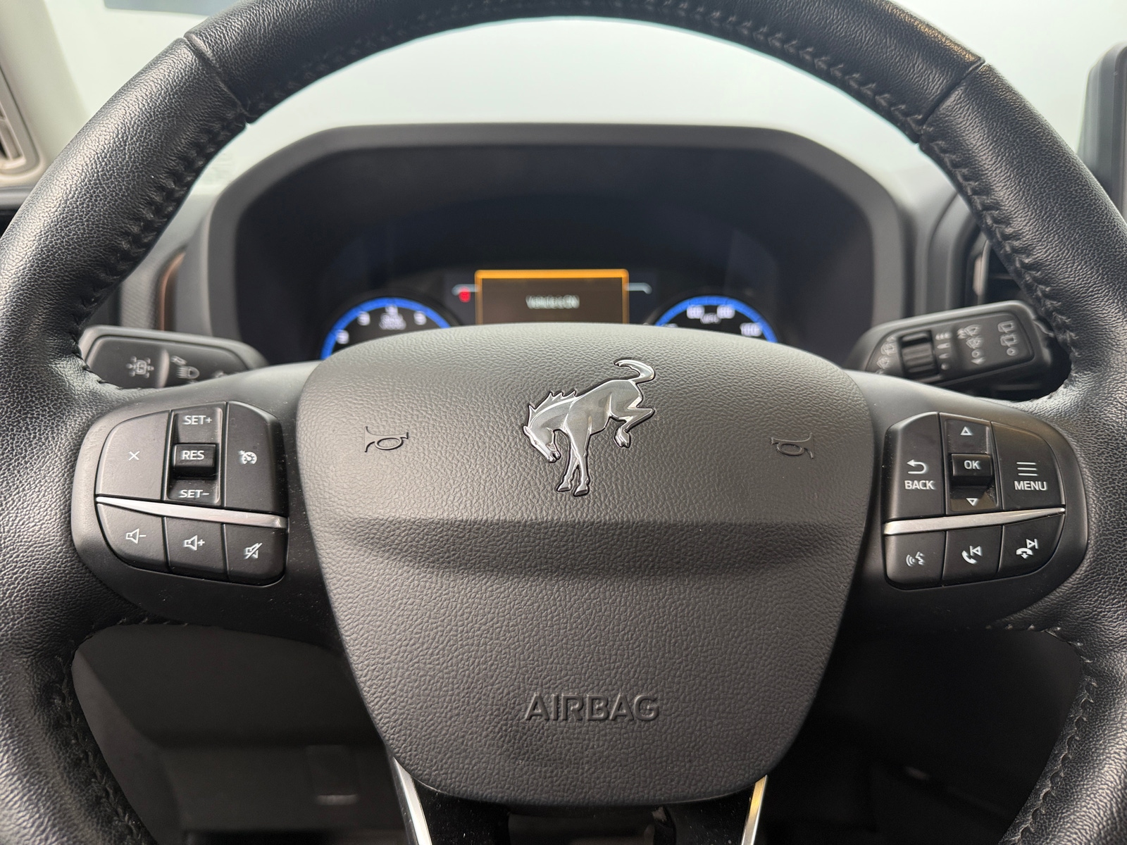 Thumbnail: 2022 Ford Bronco Sport - 4