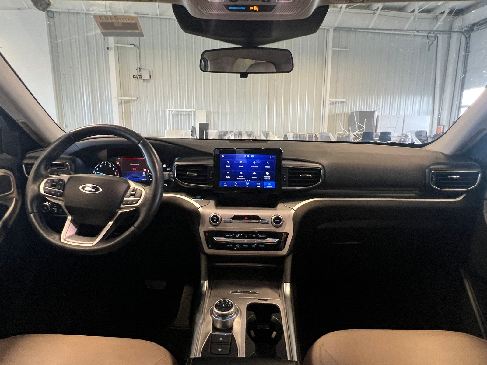 Thumbnail: 2022 Ford Explorer - 3