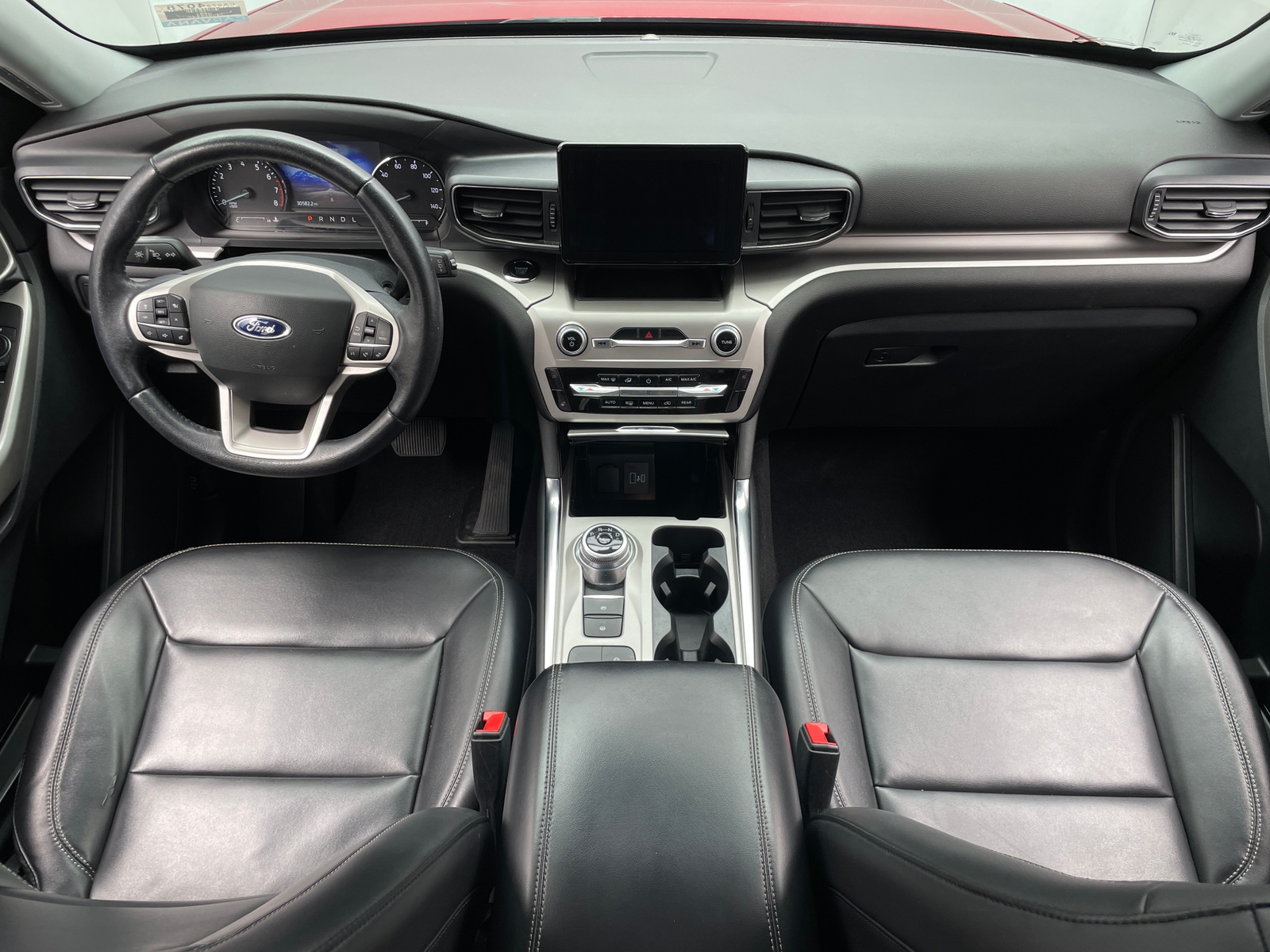 Thumbnail: 2022 Ford Explorer - 3