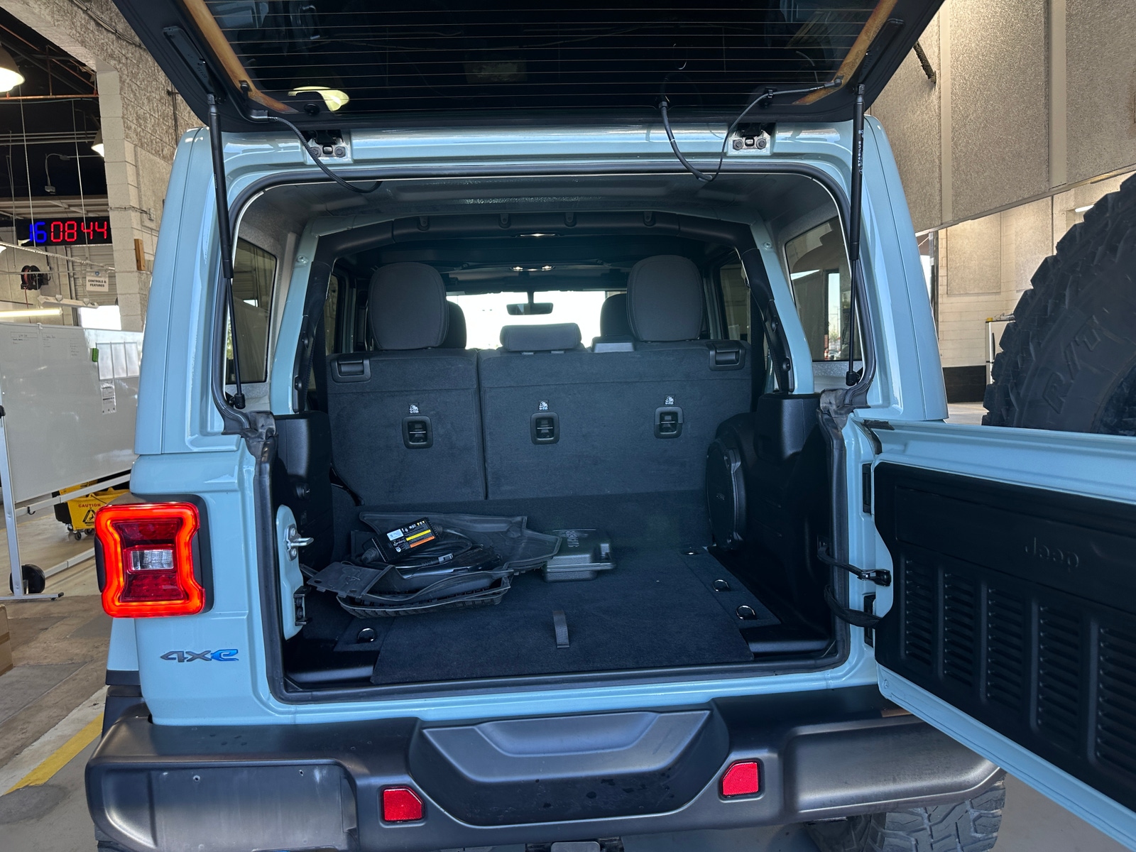 Thumbnail: 2023 Jeep Wrangler - 7