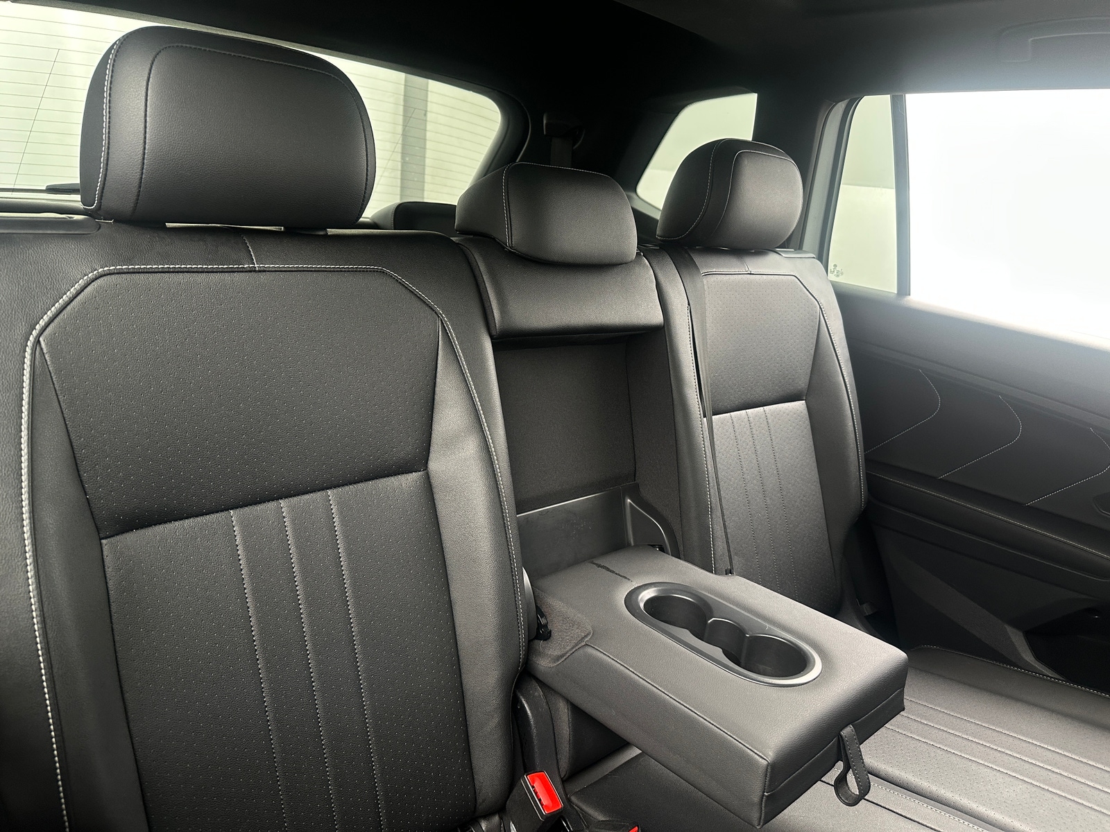 Thumbnail: 2023 Volkswagen Tiguan - 5