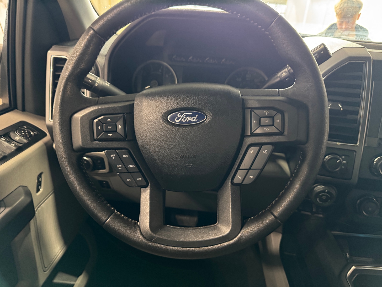 Thumbnail: 2020 Ford Econoline - 5