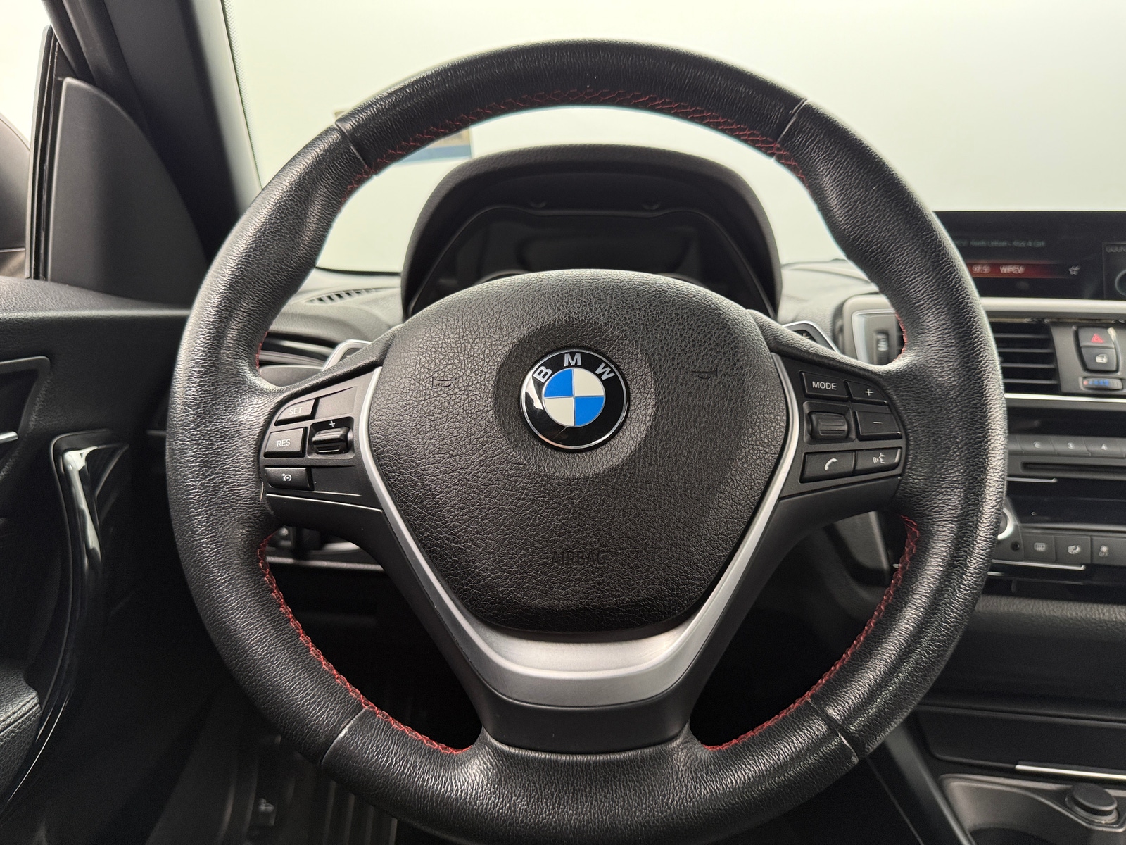 Thumbnail: 2017 BMW 2 Series - 4