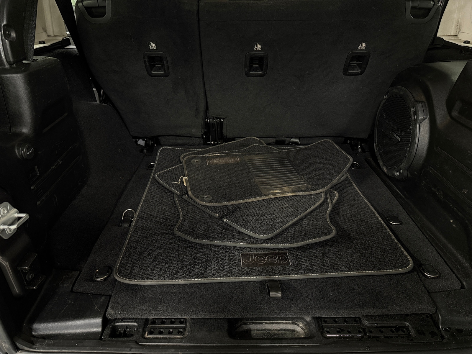 Thumbnail: 2021 Jeep Wrangler - 7