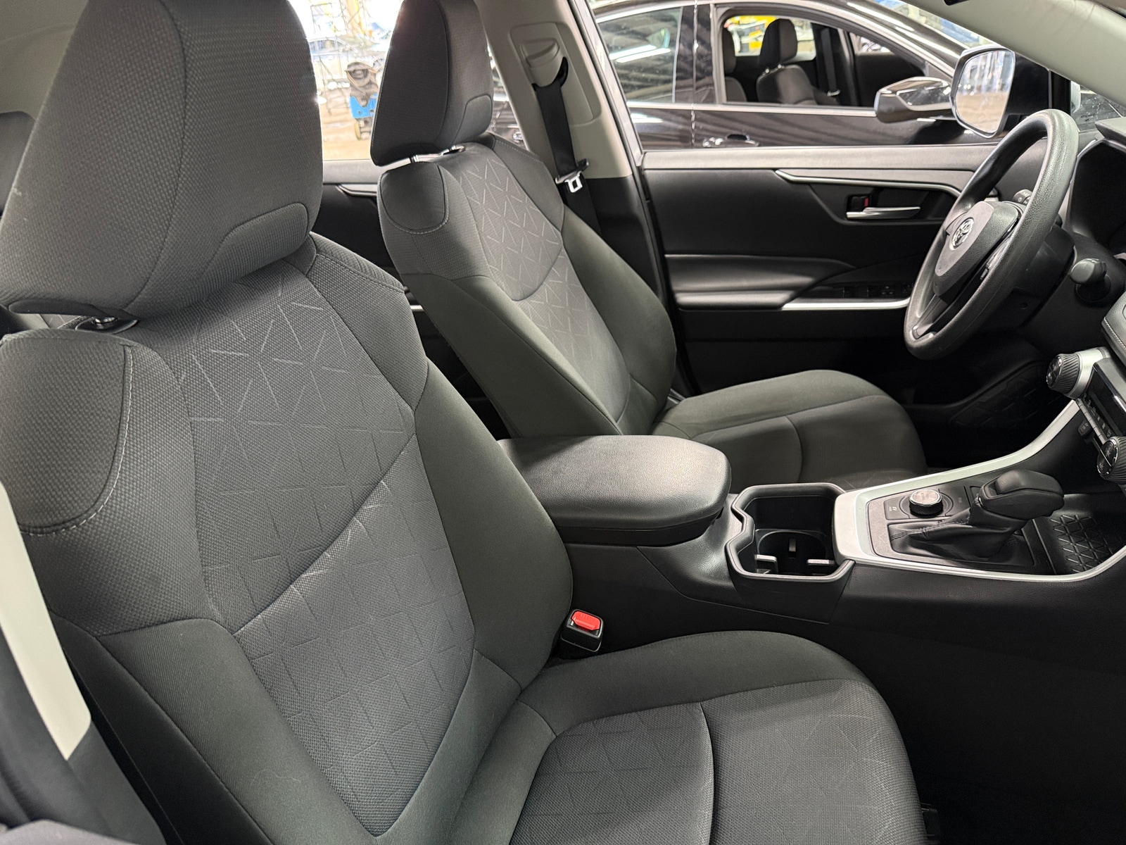 Thumbnail: 2025 Toyota RAV4 - 2