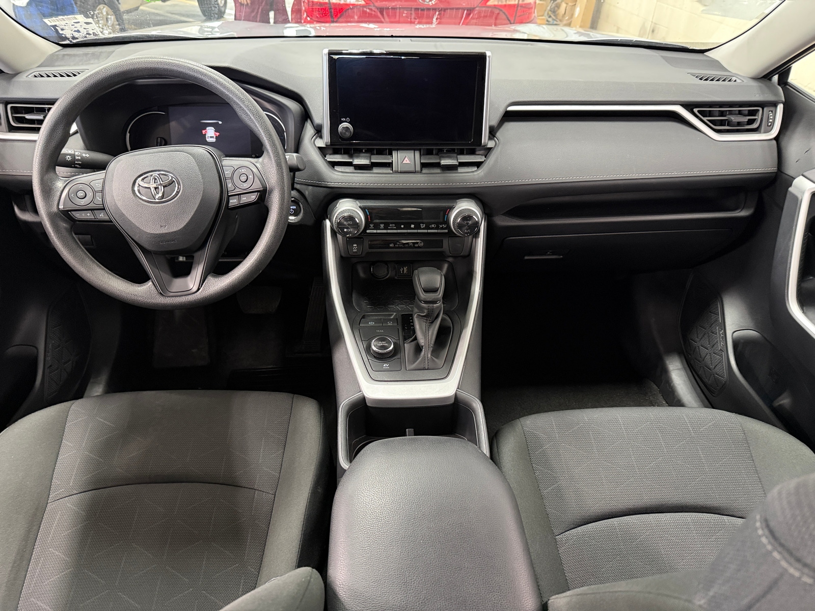 Thumbnail: 2025 Toyota RAV4 - 3