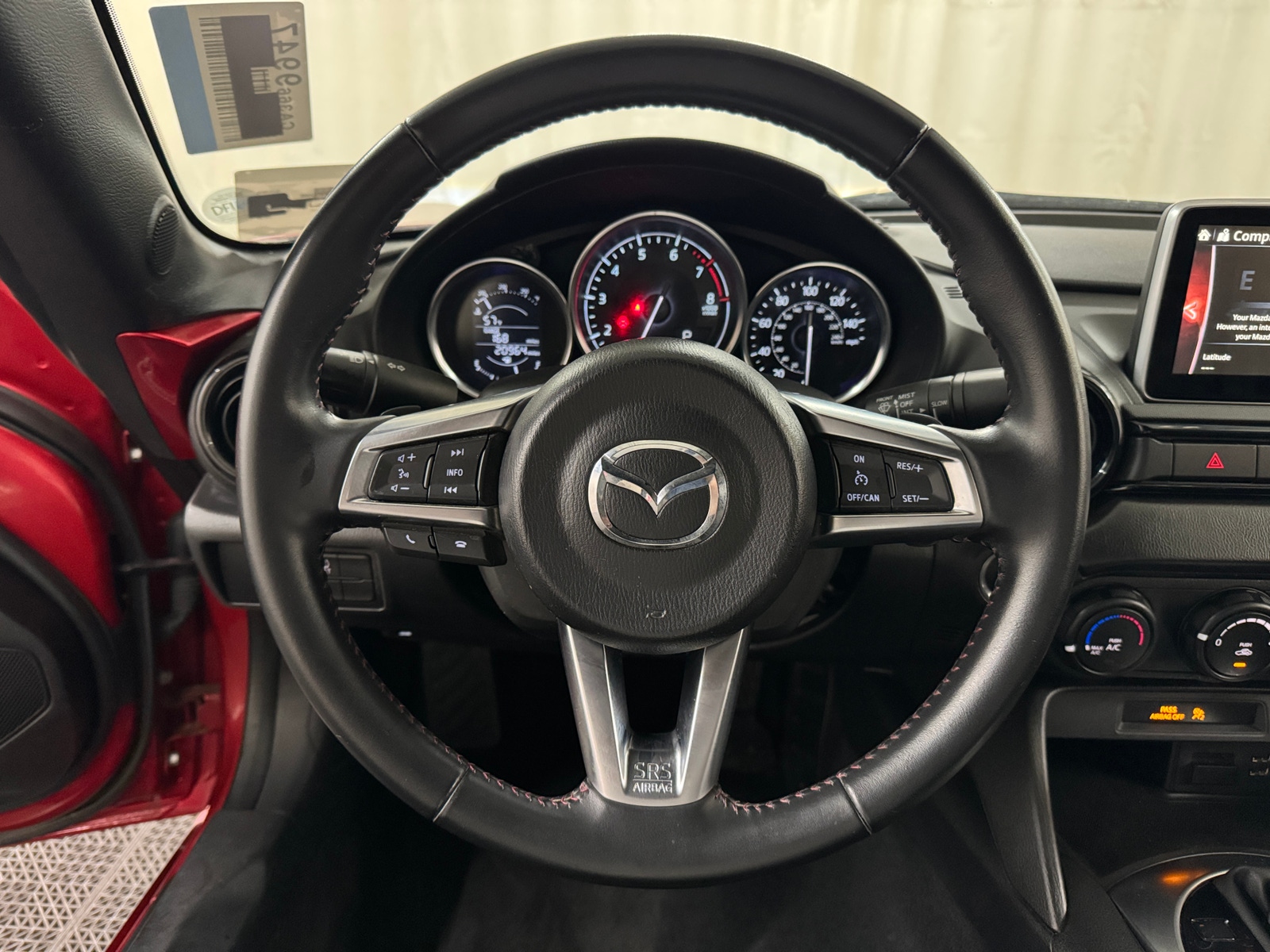 Thumbnail: 2016 Mazda MX-5 Miata - 5