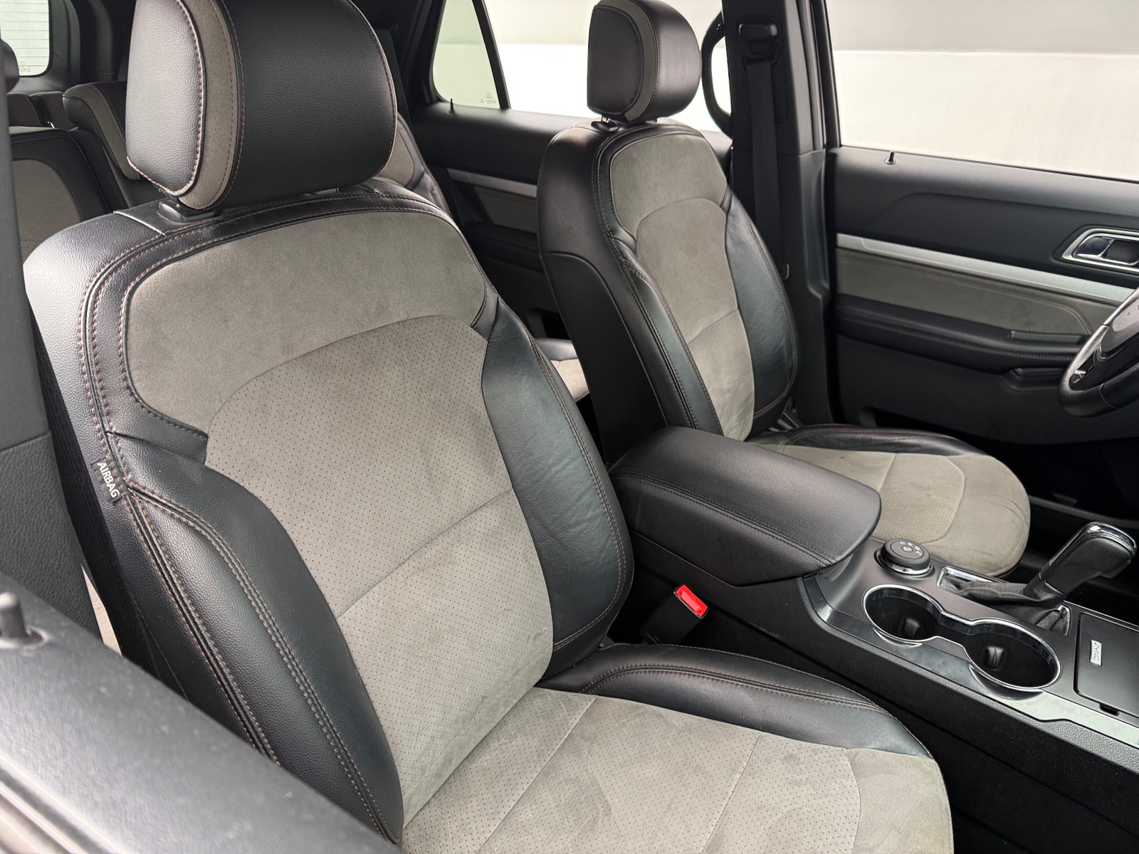 Thumbnail: 2017 Ford Explorer - 2