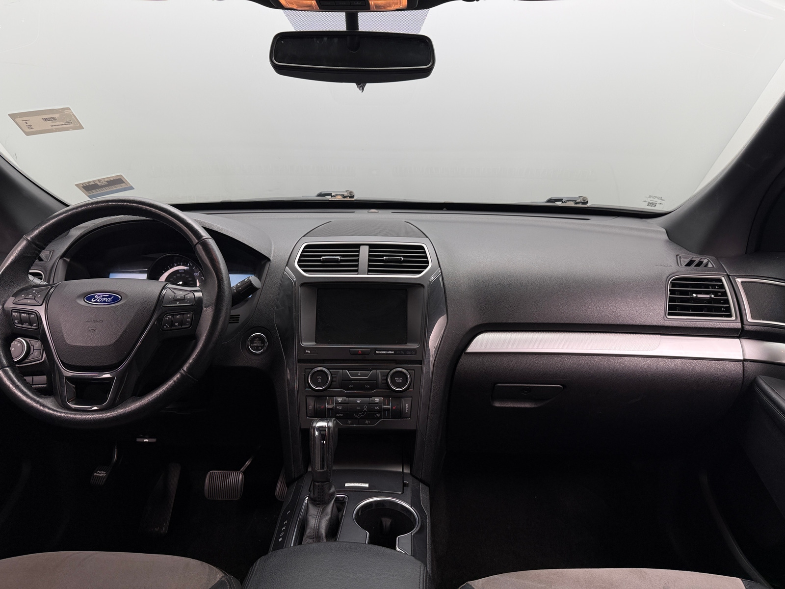 Thumbnail: 2017 Ford Explorer - 3