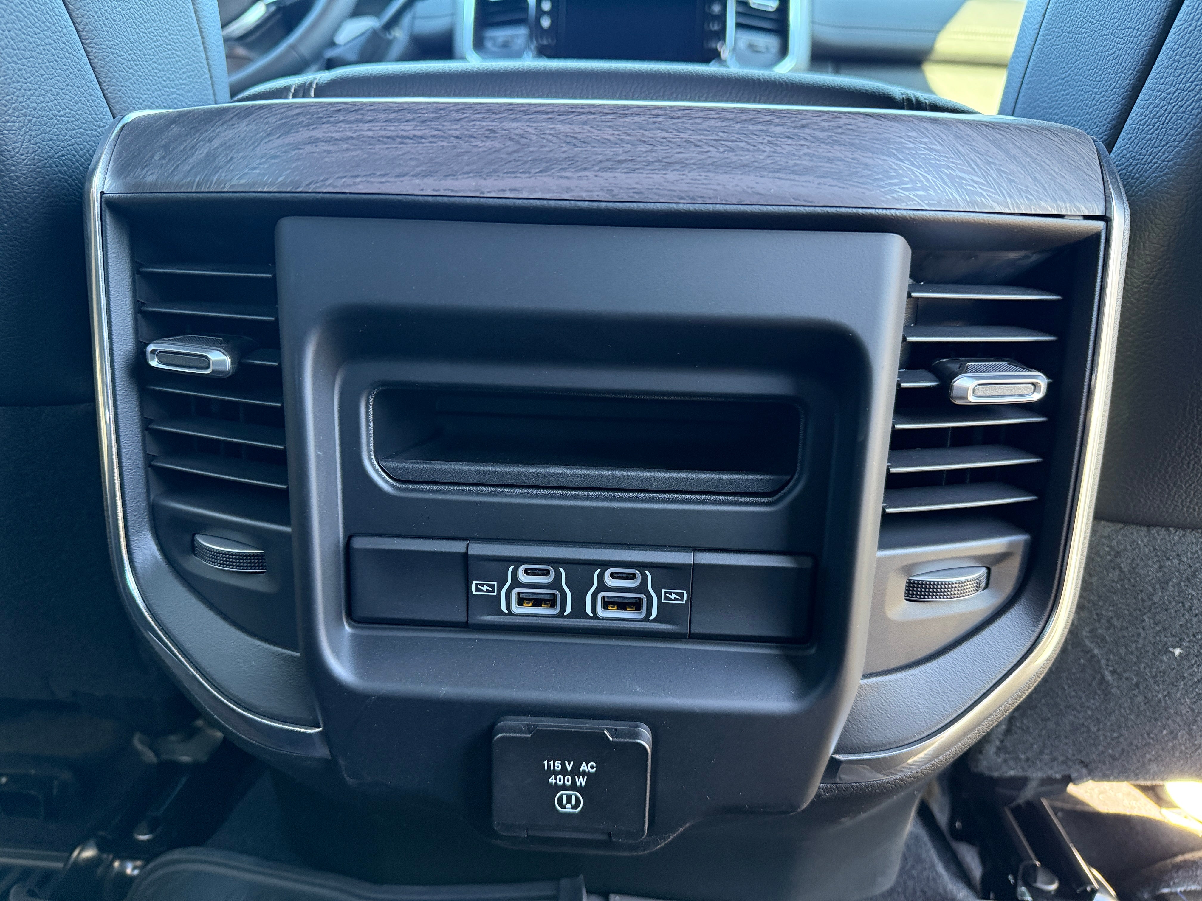 2026 RAM 2500 Laramie 4X4 Crew Cab SWB's photo