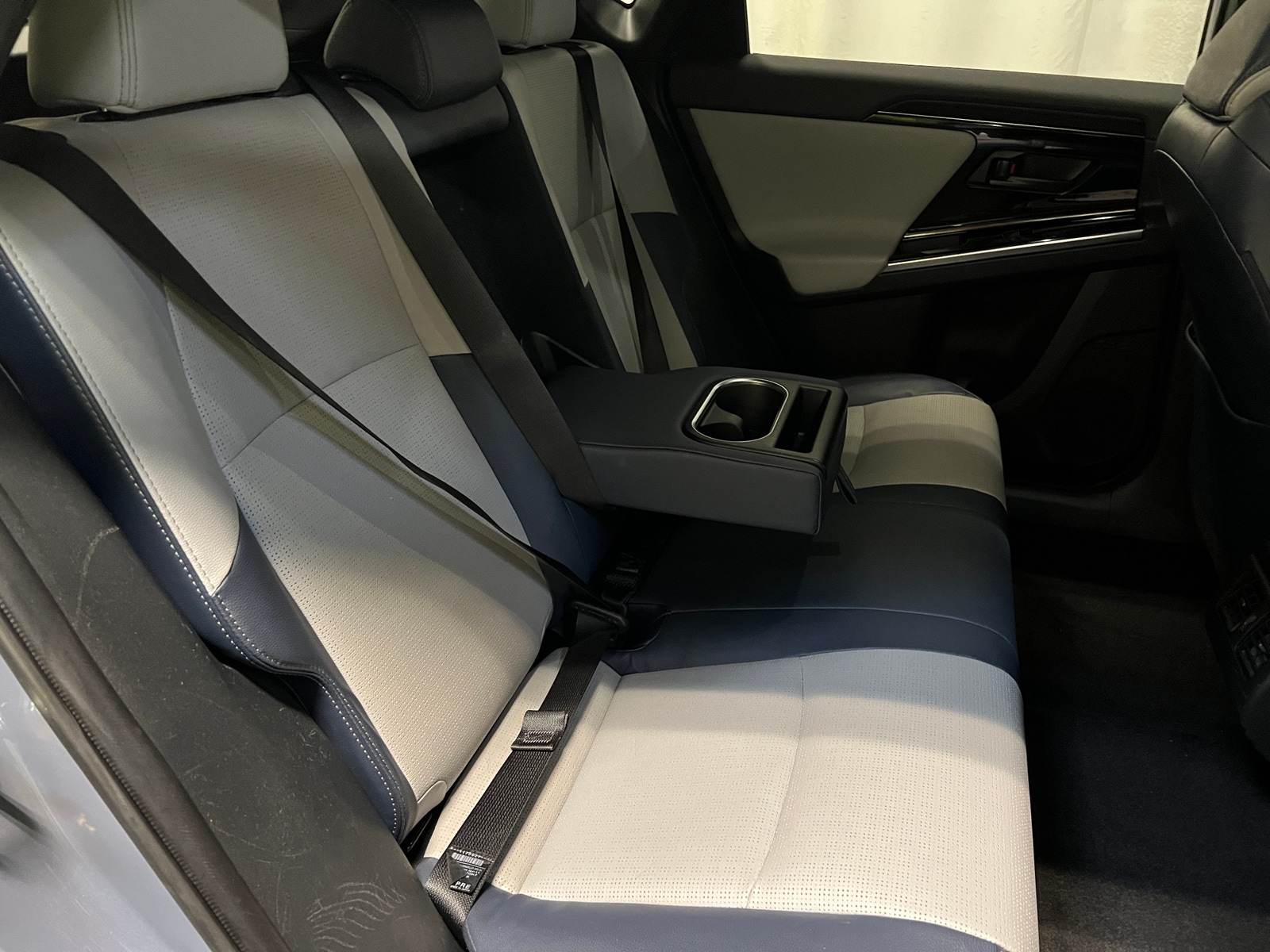 Thumbnail: 2023 Subaru Solterra - 5