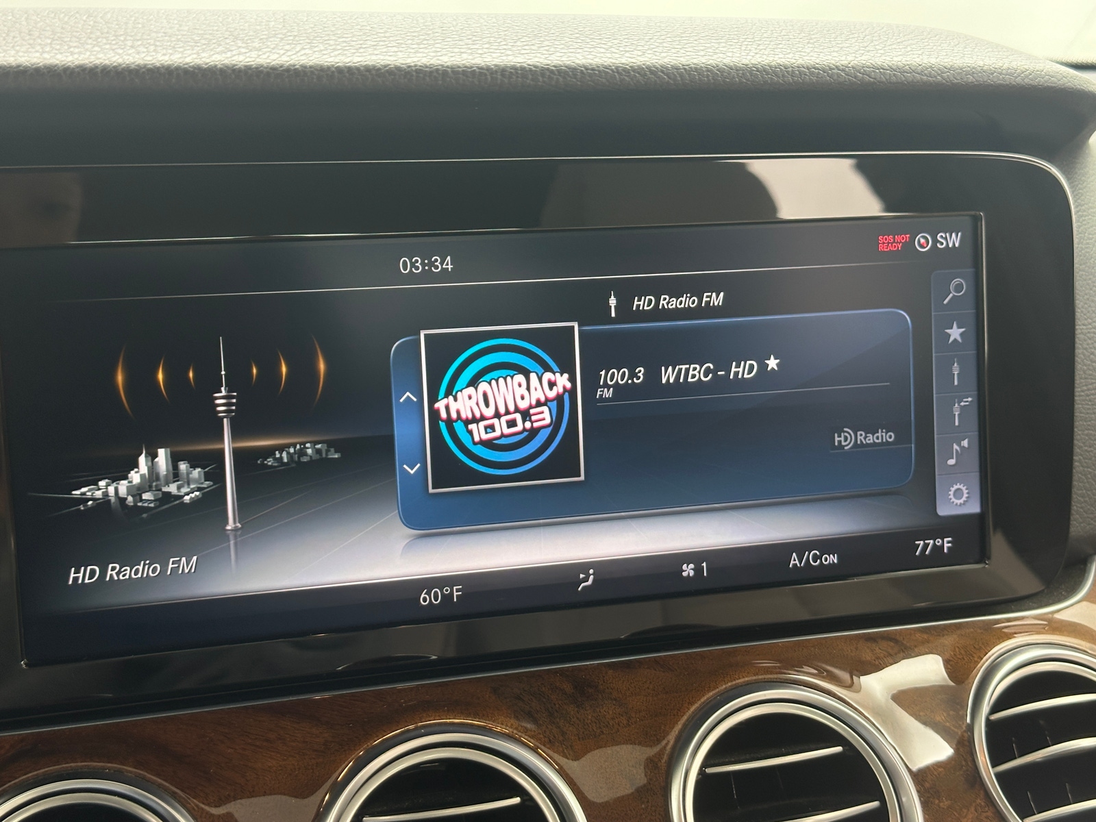 Thumbnail: 2017 Mercedes-Benz E-Class - 3