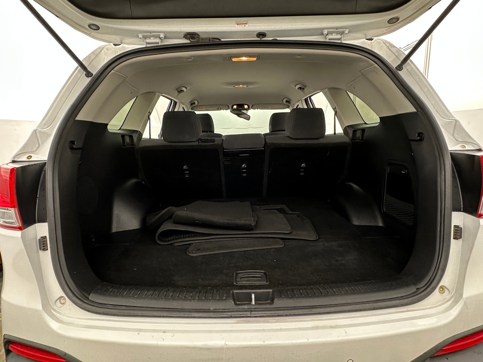 Thumbnail: 2017 Kia Sorento - 7