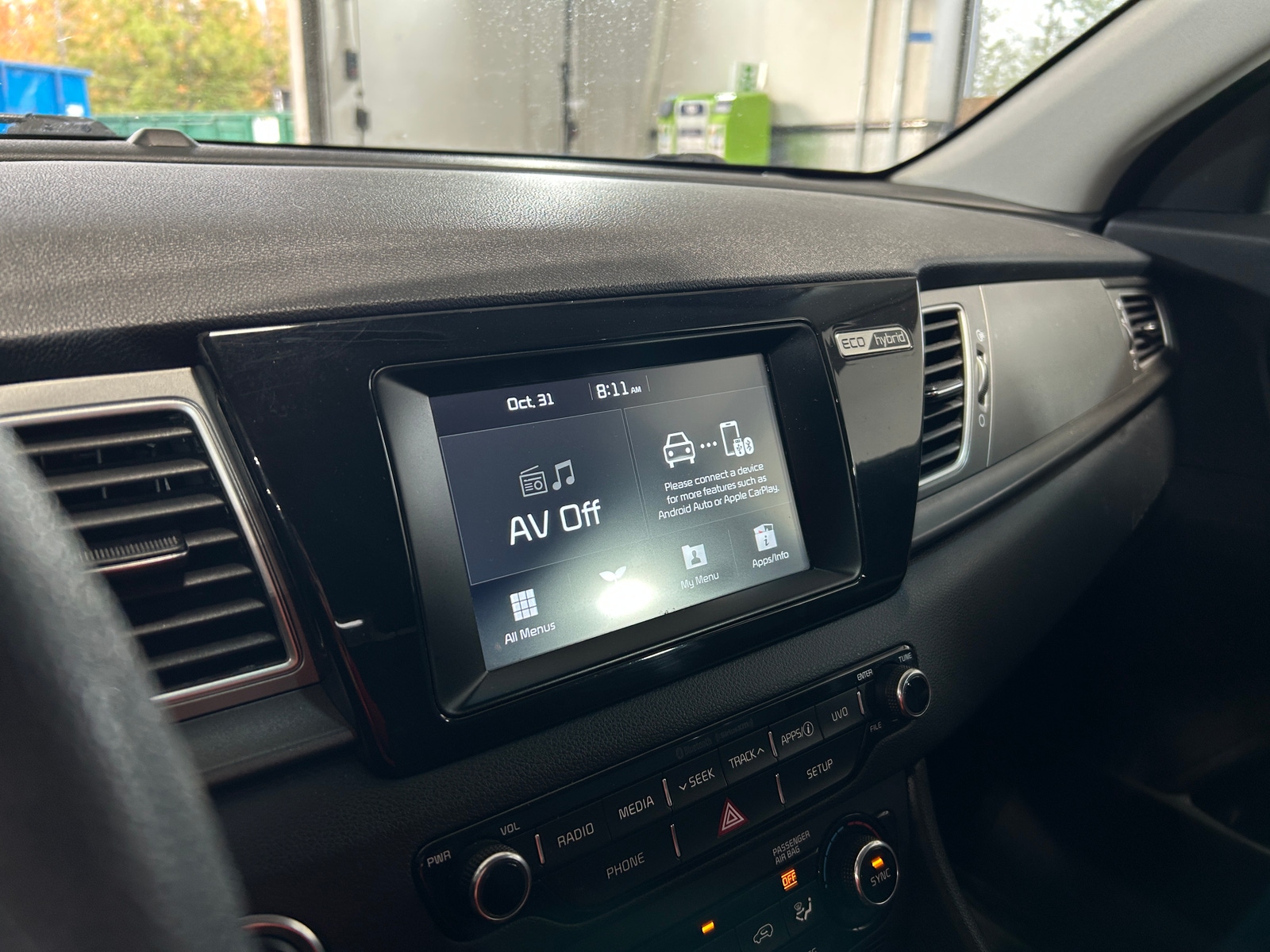 Thumbnail: 2019 Kia Niro - 4