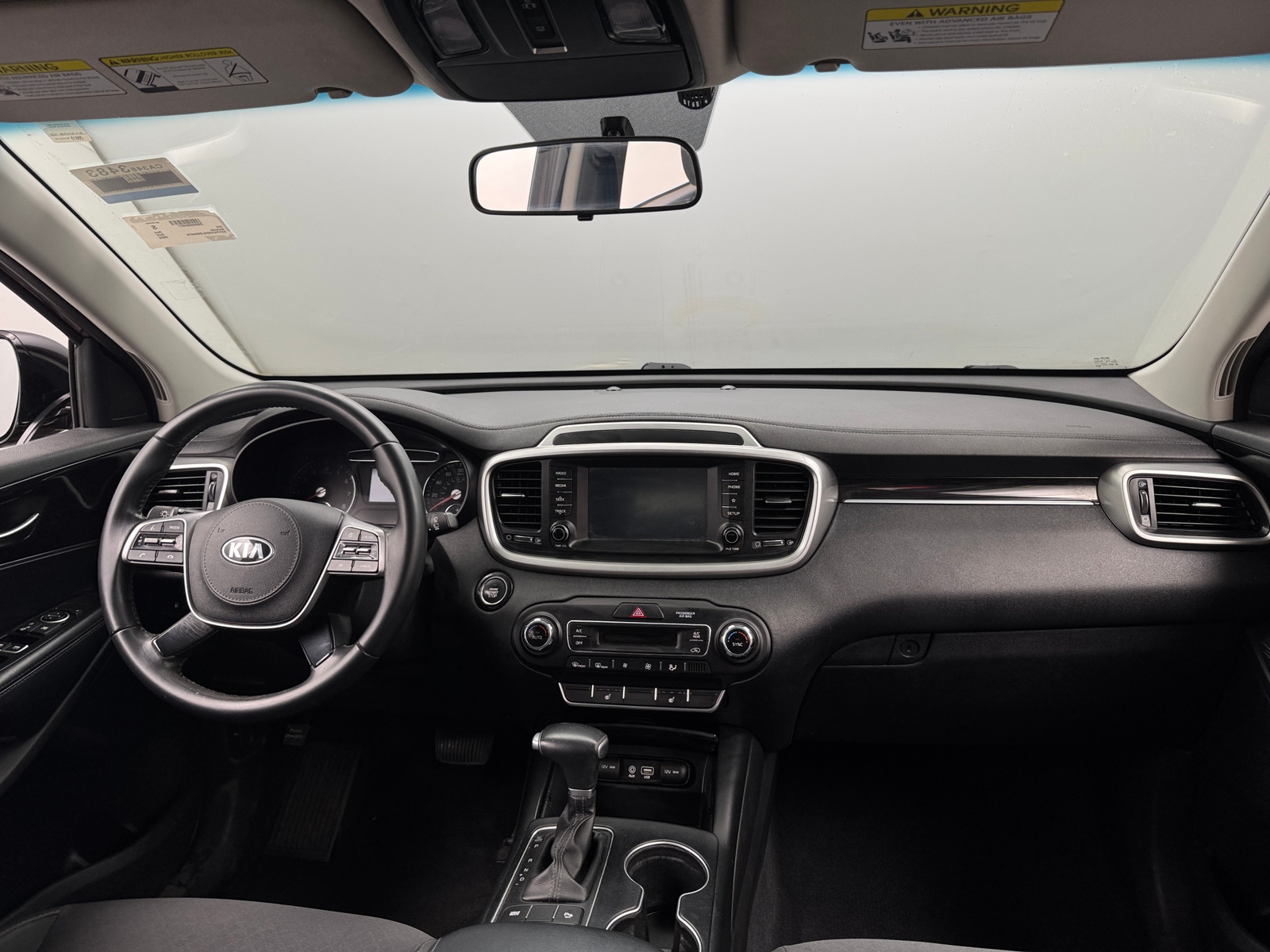 Thumbnail: 2020 Kia Sorento - 3