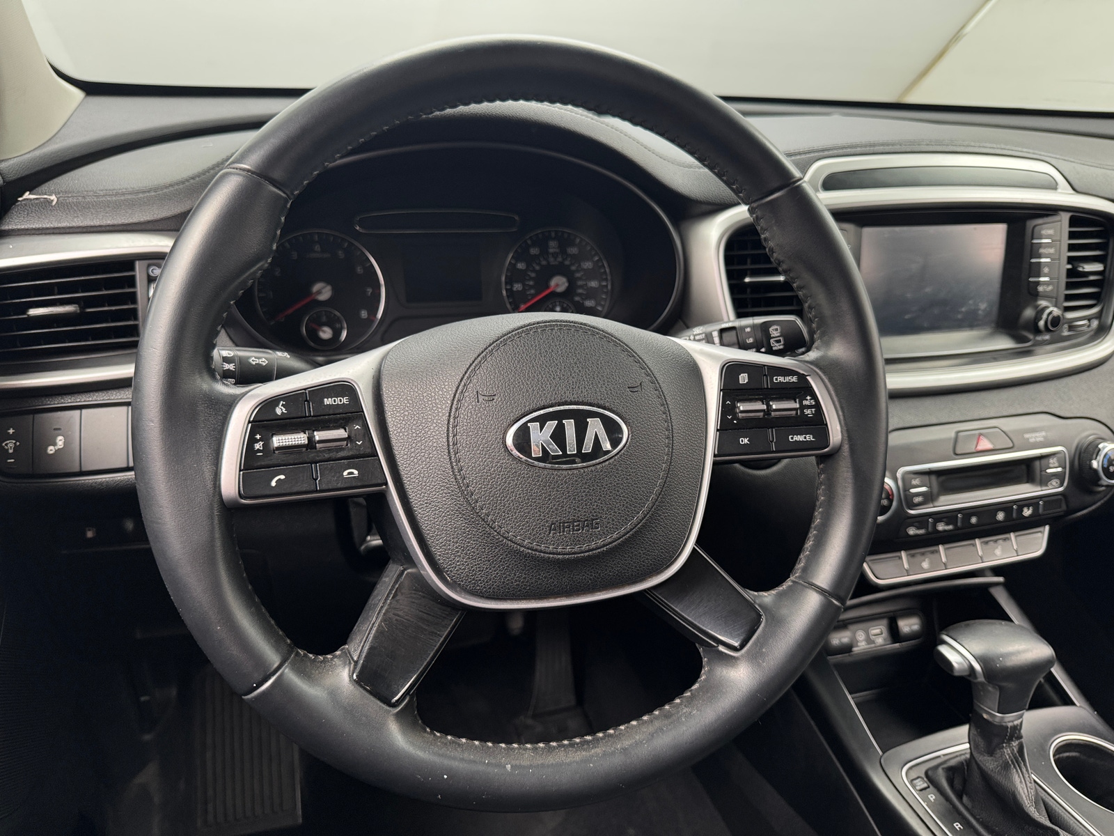Thumbnail: 2020 Kia Sorento - 5