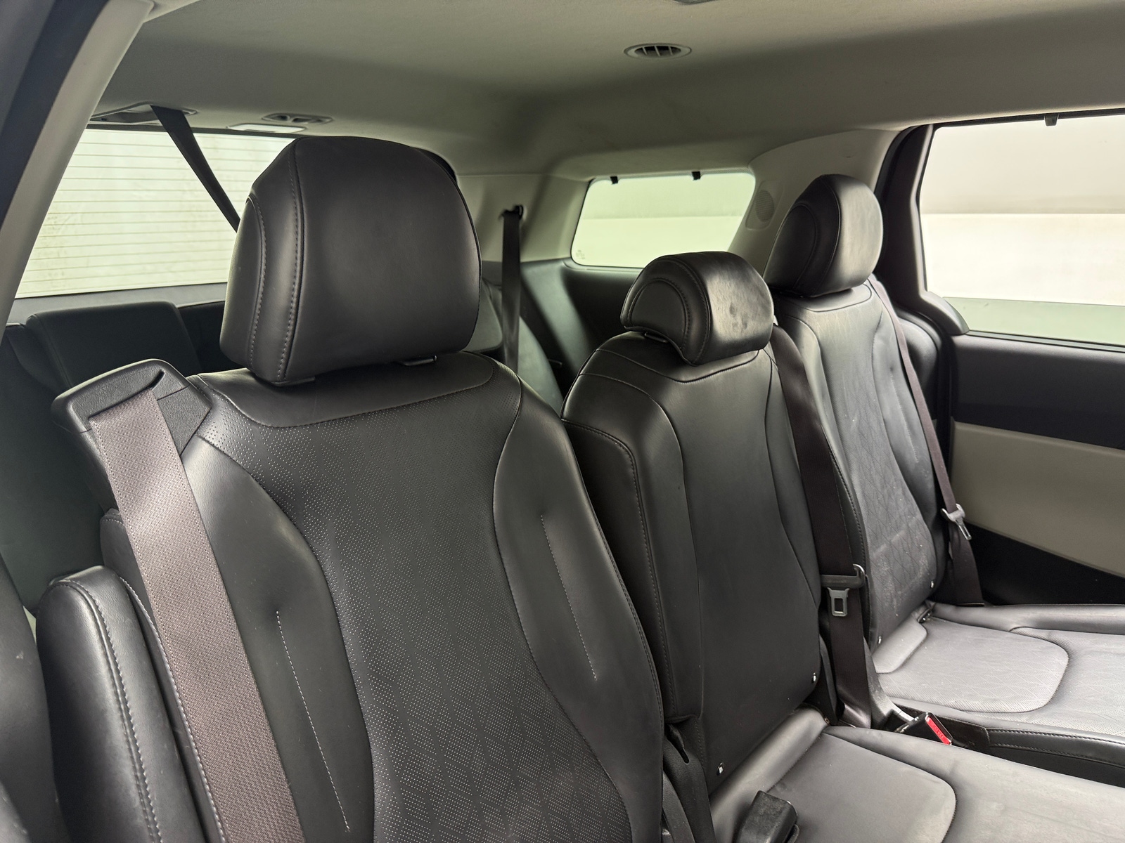 Thumbnail: 2022 Kia Carnival - 5