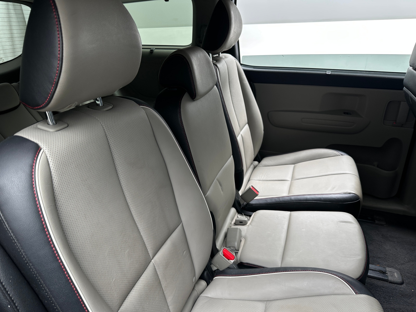 Thumbnail: 2019 Kia Sedona - 5