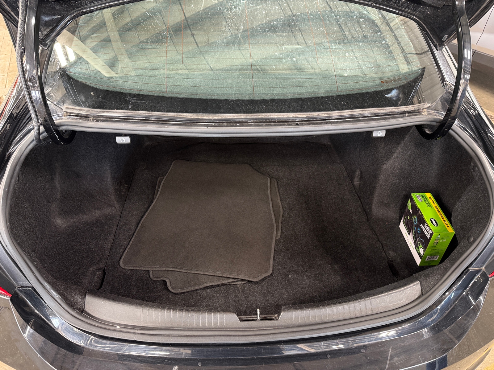 Thumbnail: 2024 Chevrolet Malibu - 7