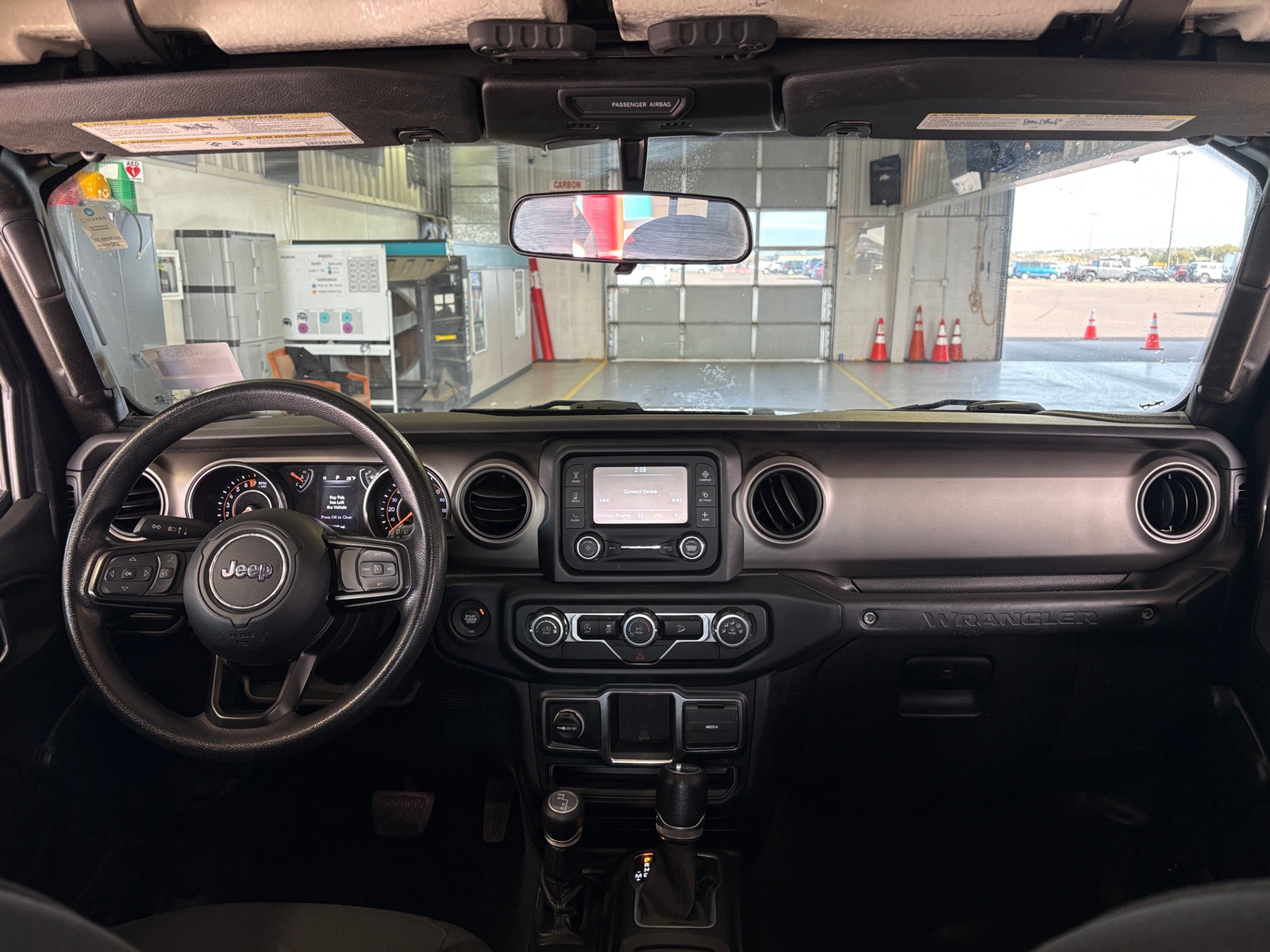 Thumbnail: 2019 Jeep Wrangler - 3