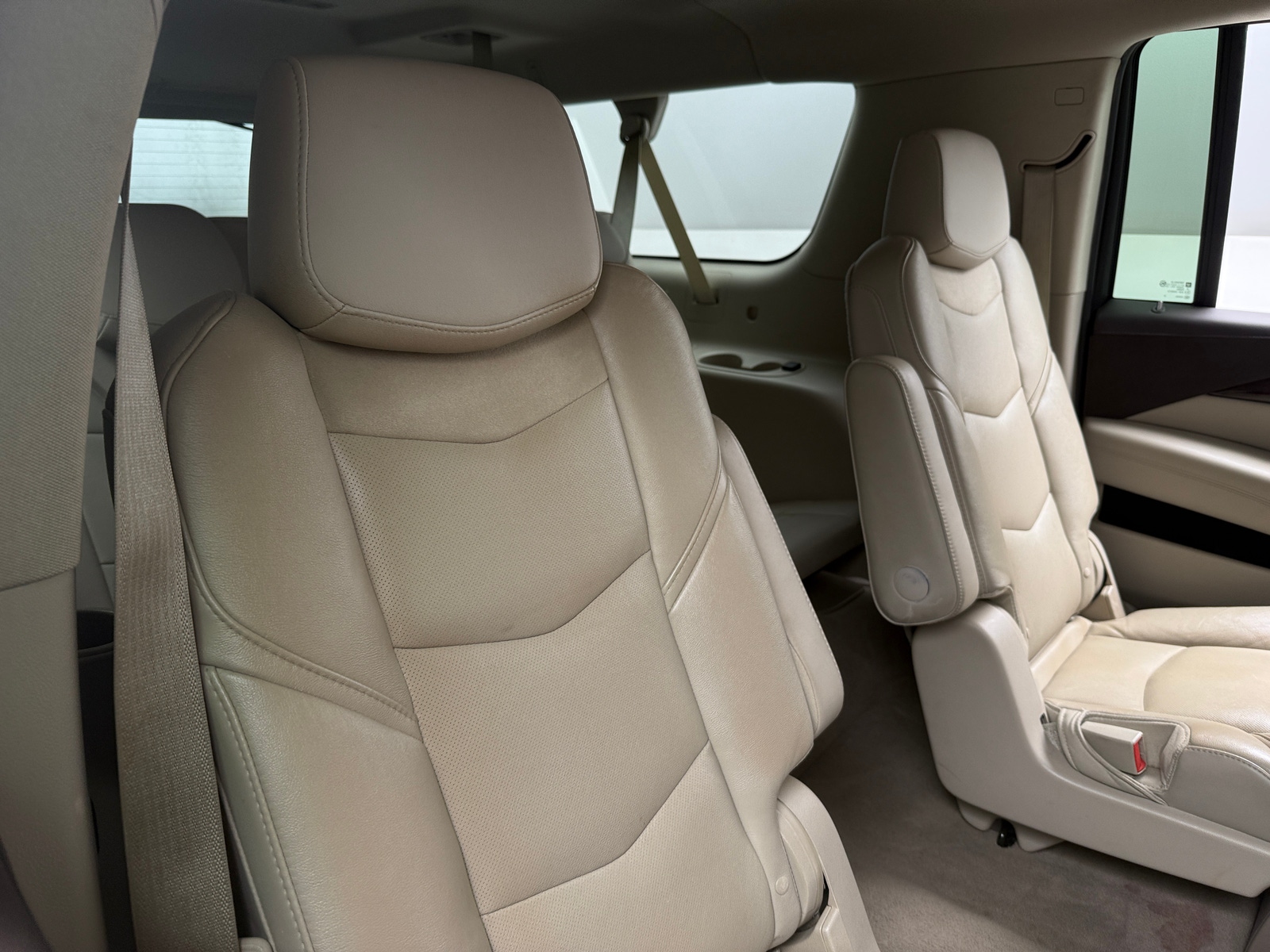 Thumbnail: 2017 Cadillac Escalade - 5