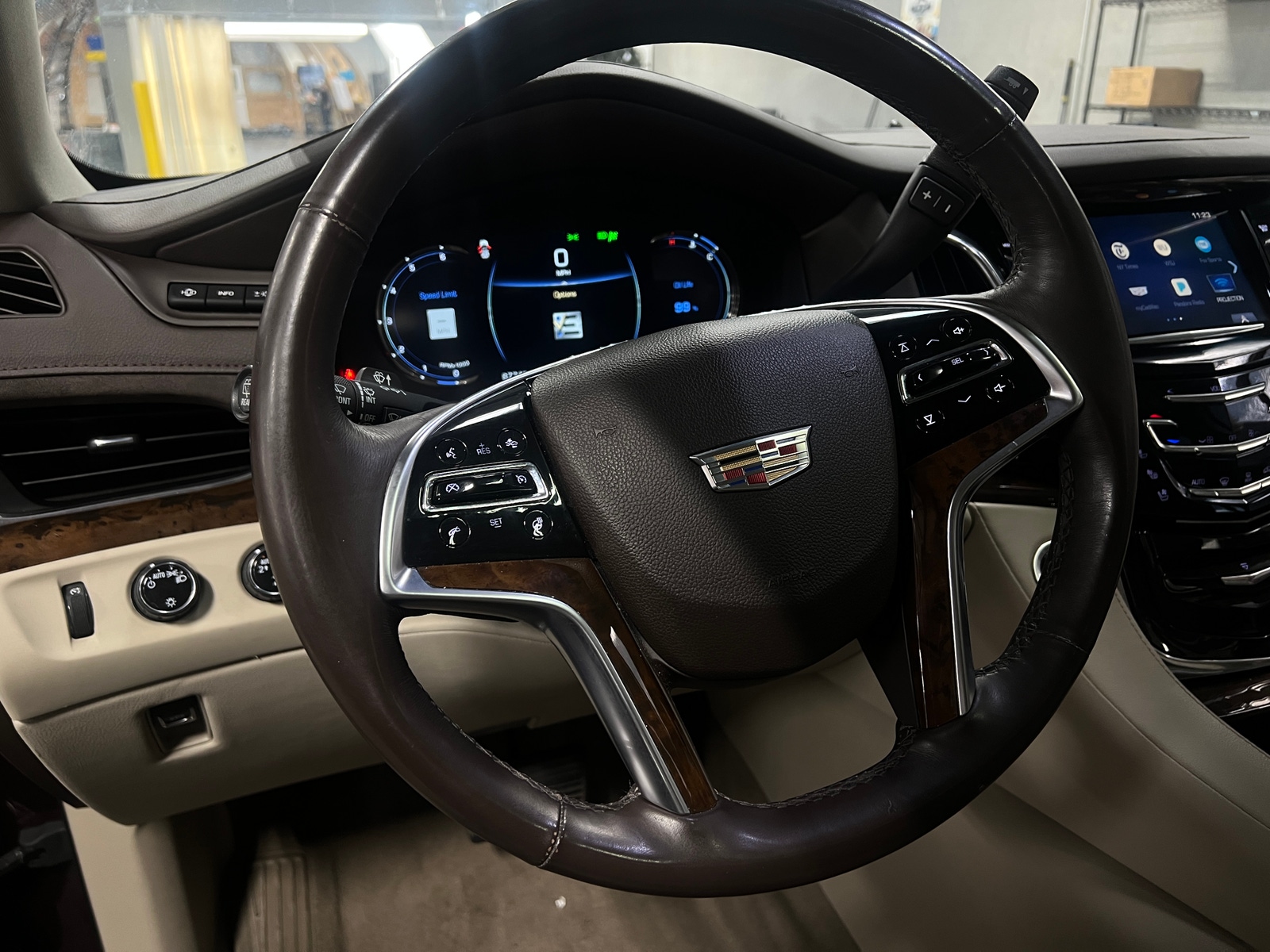 Thumbnail: 2017 Cadillac Escalade - 4