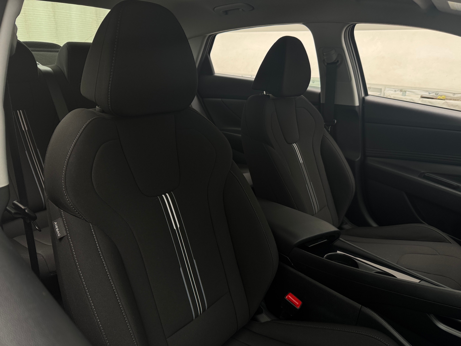 Thumbnail: 2023 Hyundai Elantra - 2