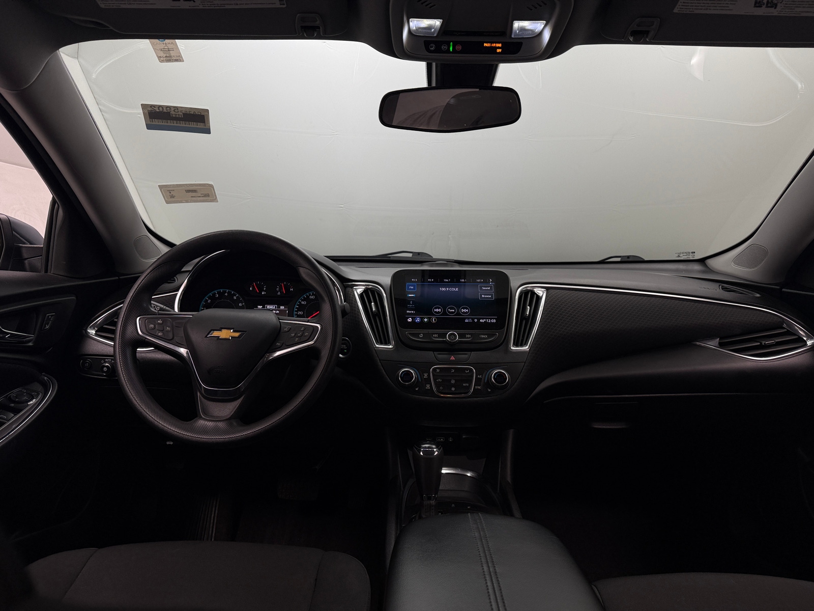 Thumbnail: 2019 Chevrolet Malibu - 3