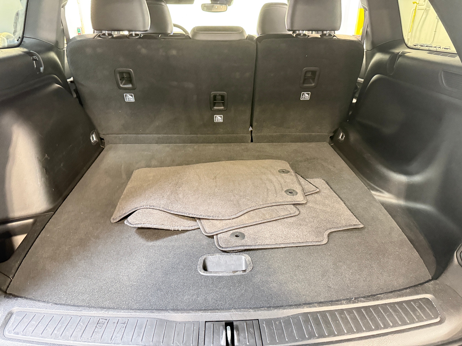 Thumbnail: 2024 Jeep Grand Cherokee - 6