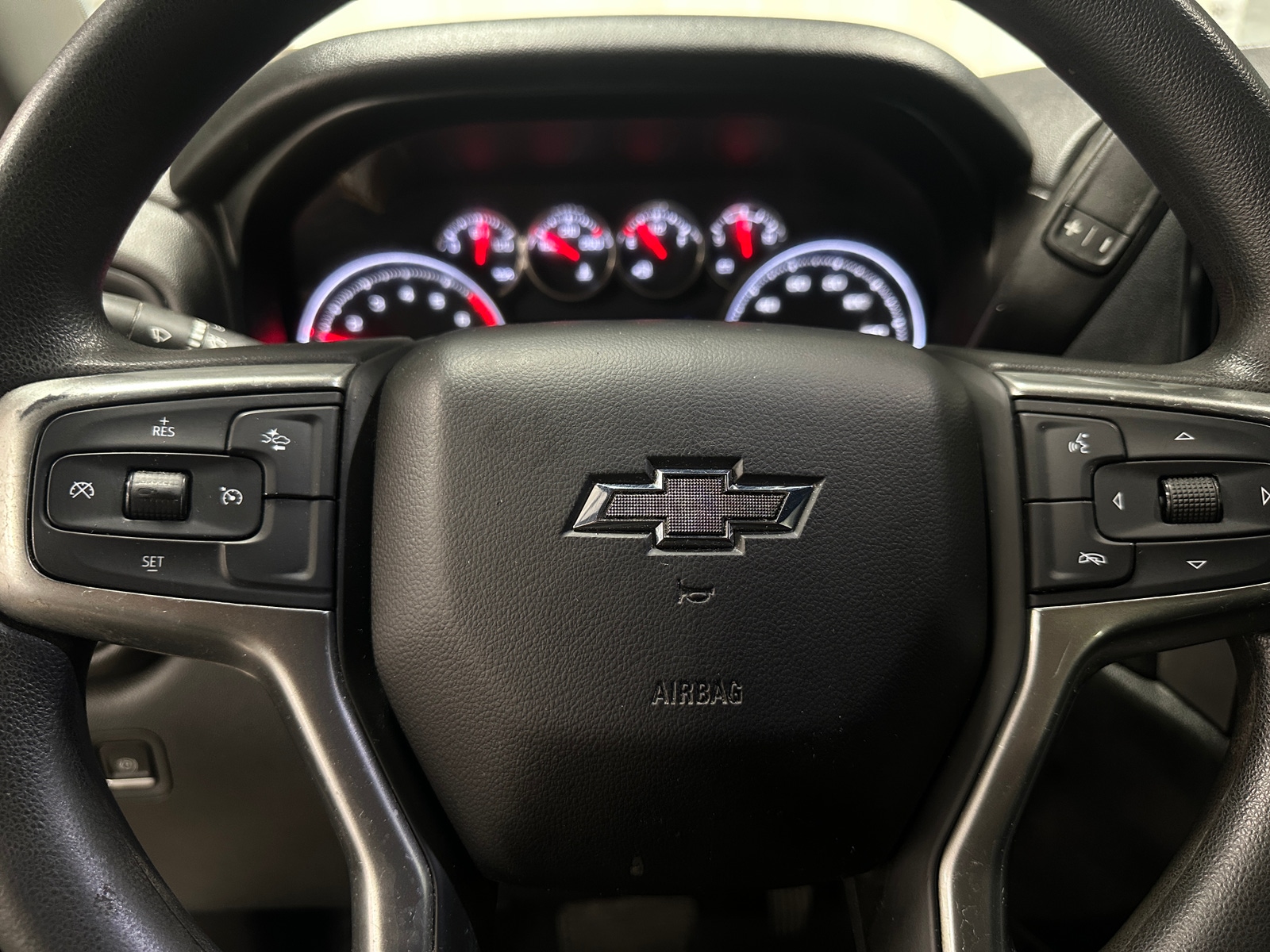 Thumbnail: 2021 Chevrolet Silverado 1500 - 5