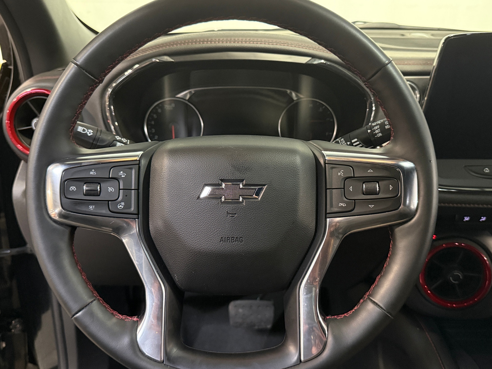 Thumbnail: 2025 Chevrolet Blazer - 4