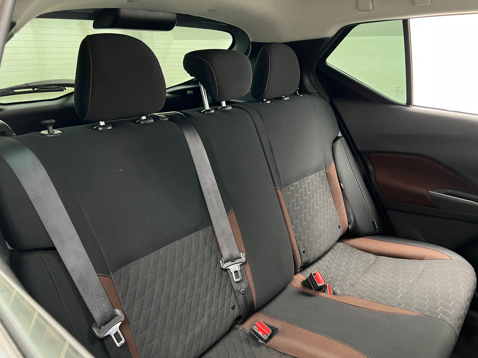 Thumbnail: 2021 Nissan Kicks - 6