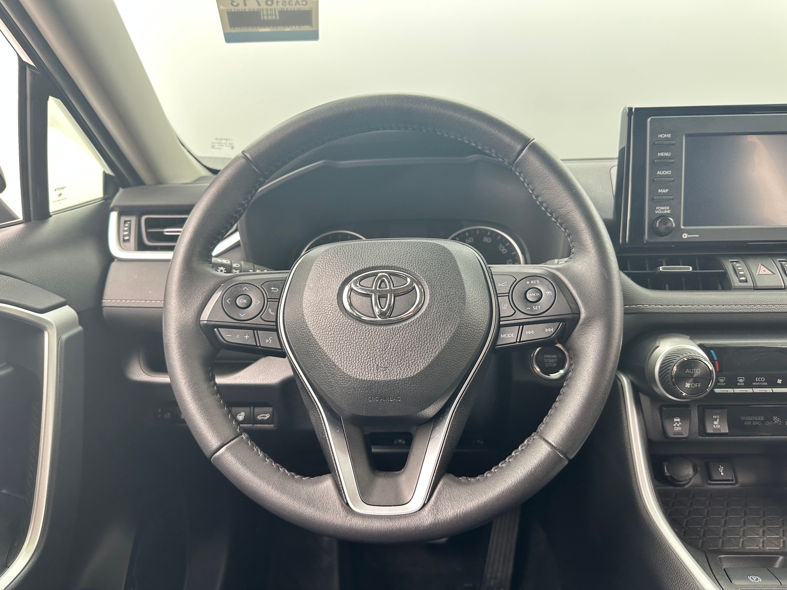 Thumbnail: 2022 Toyota RAV4 - 4