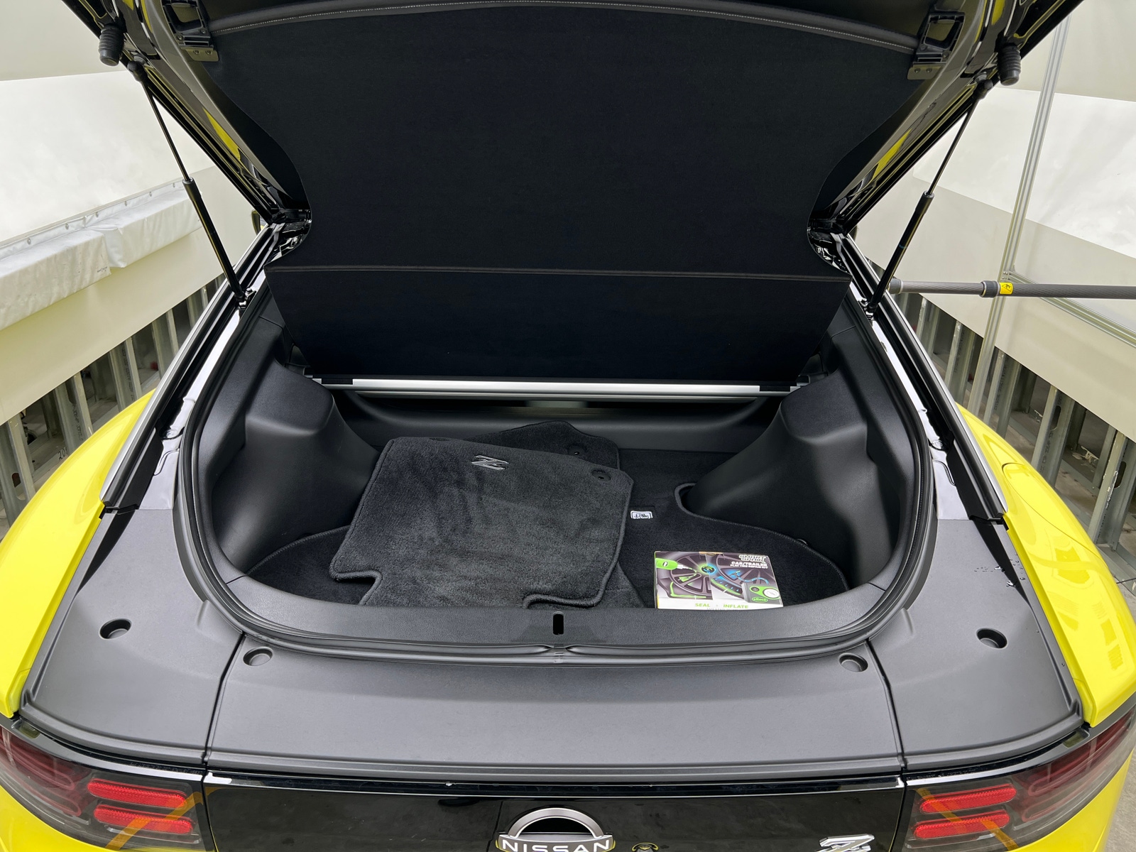 Thumbnail: 2024 Nissan Z - 4